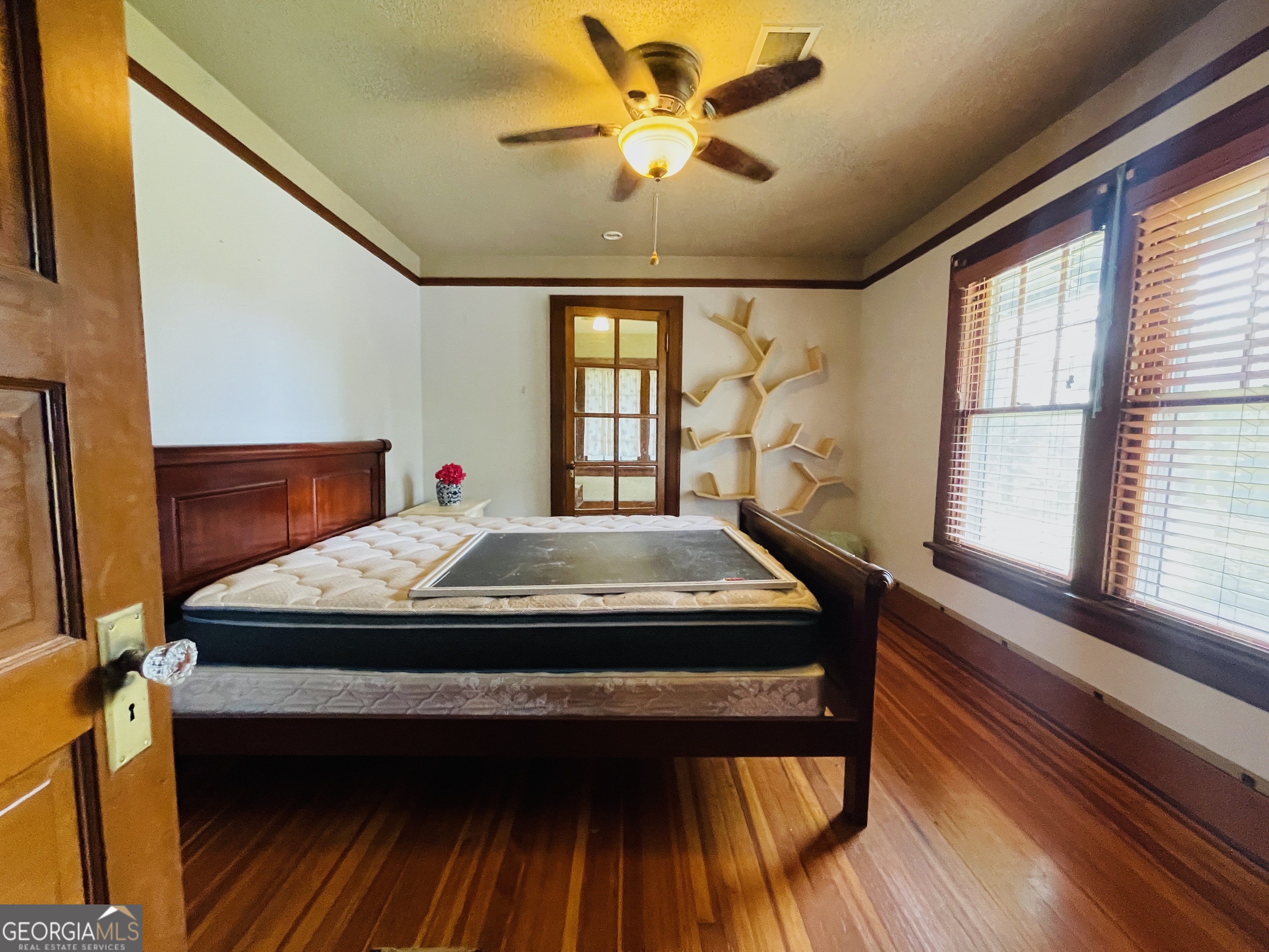 1711 S Holly Street Property Photo 31