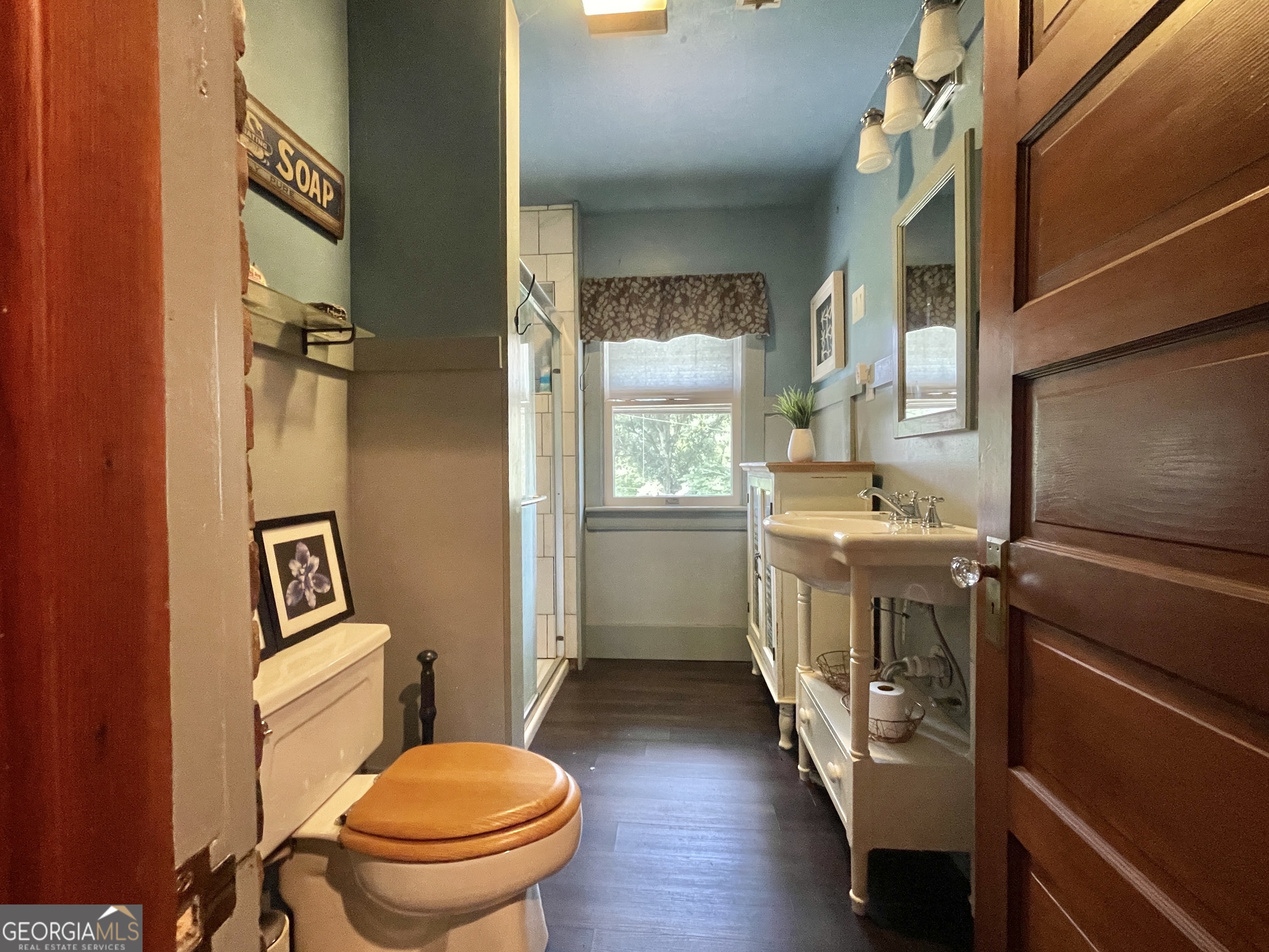 1711 S Holly Street Property Photo 36