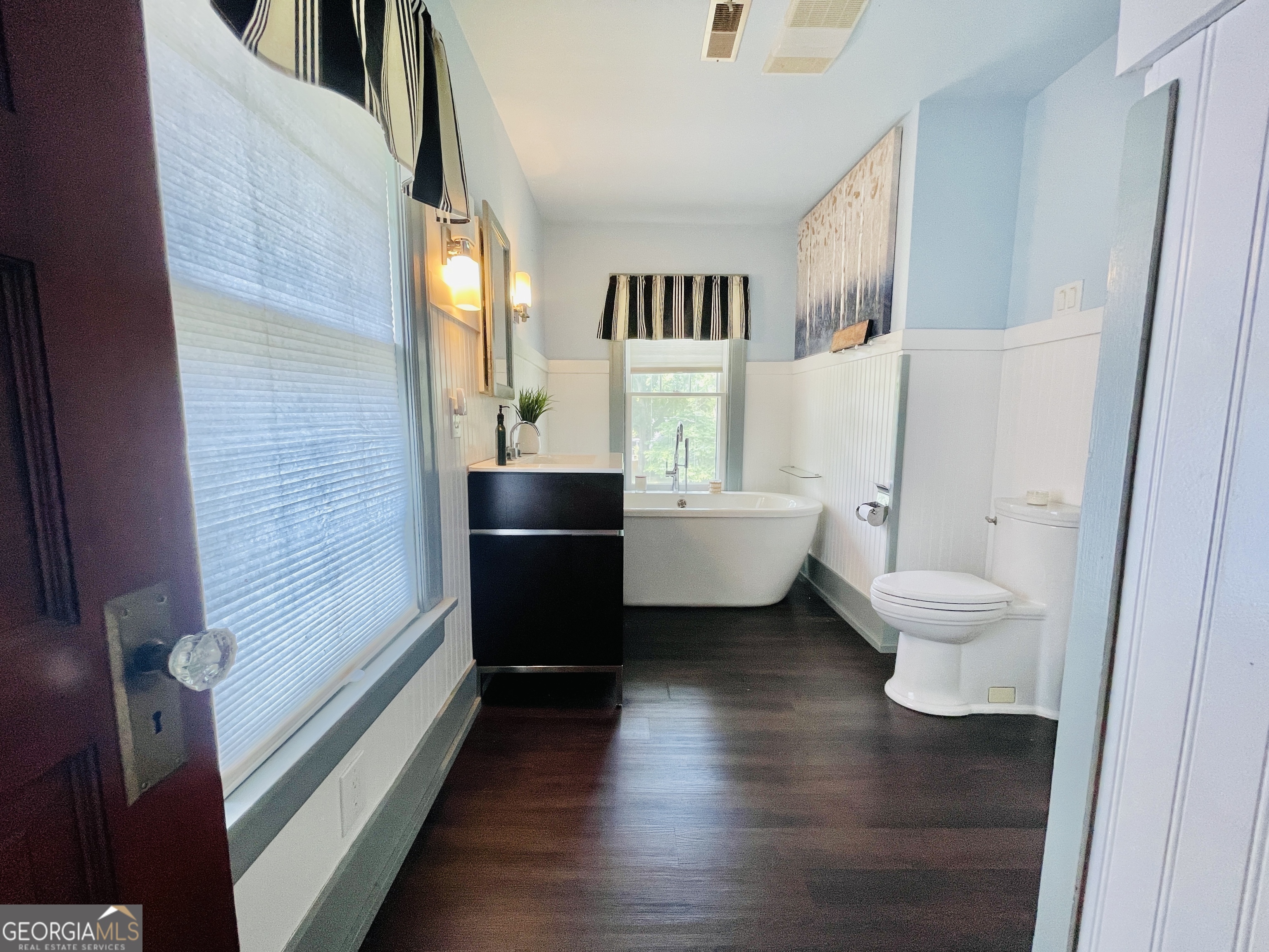 1711 S Holly Street Property Photo 38