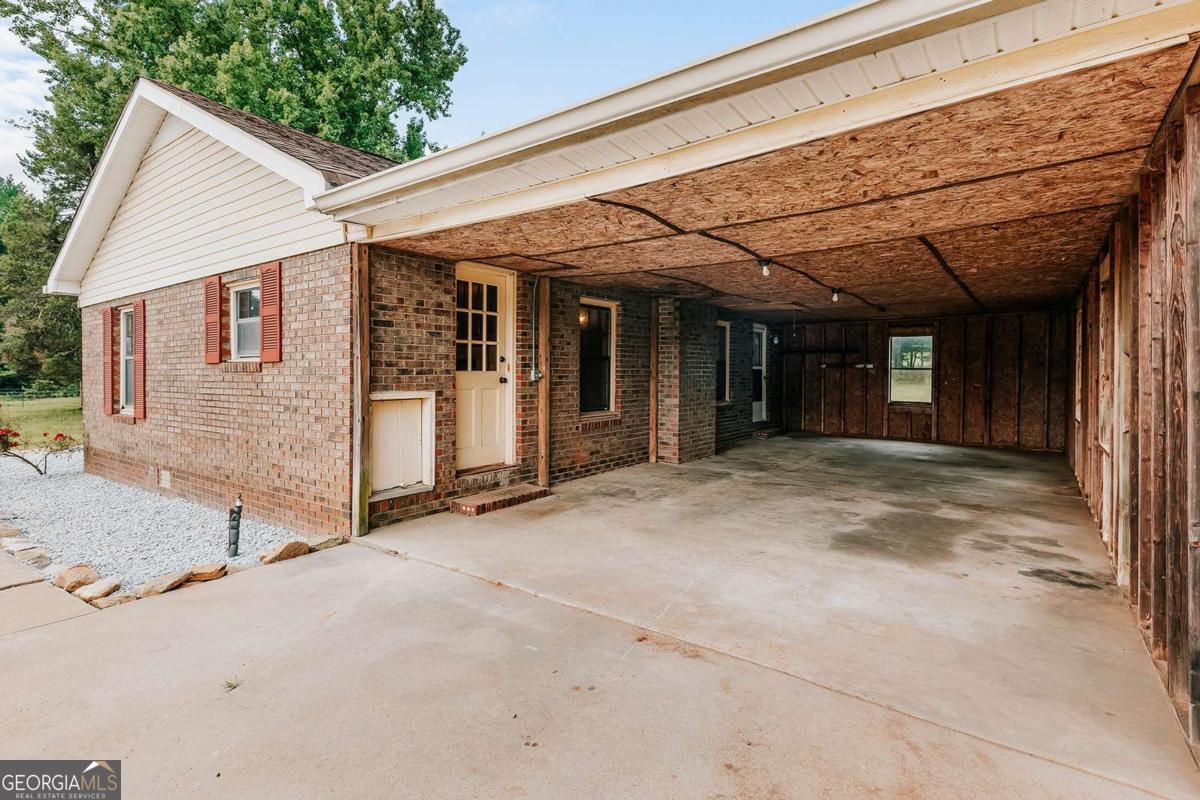 621 Elberton Road Property Photo 30