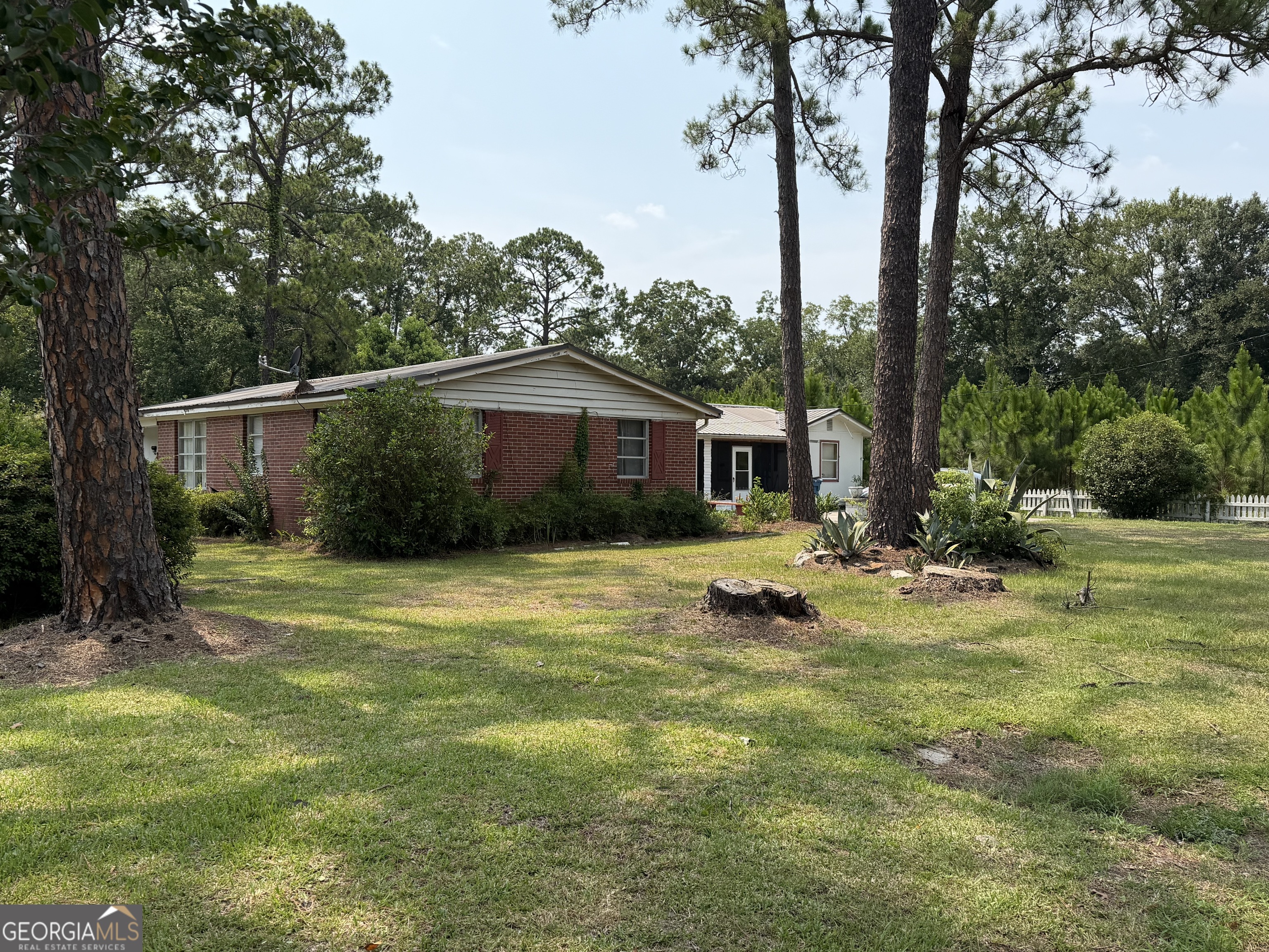 135 Morgan Street Property Photo 5