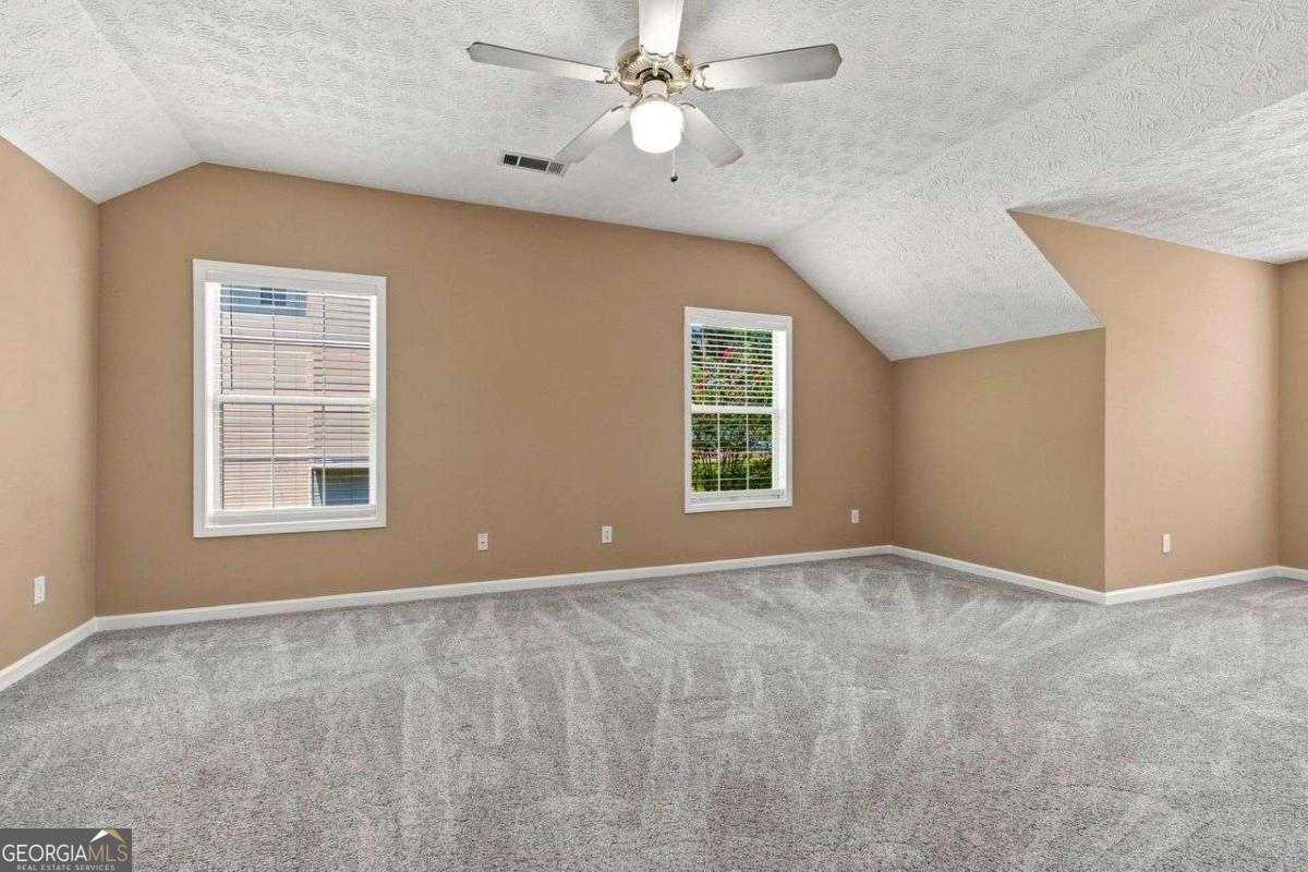 9878 Point View Drive Property Photo 14