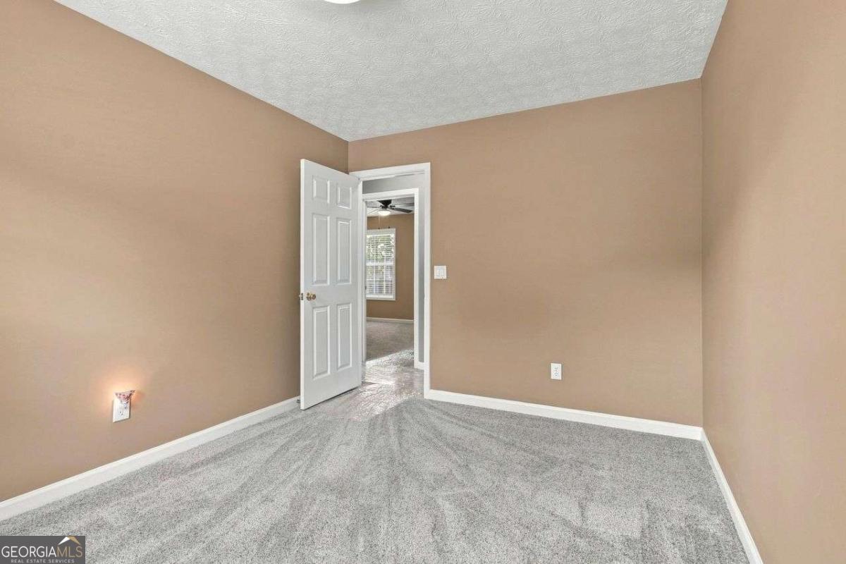 9878 Point View Drive Property Photo 19