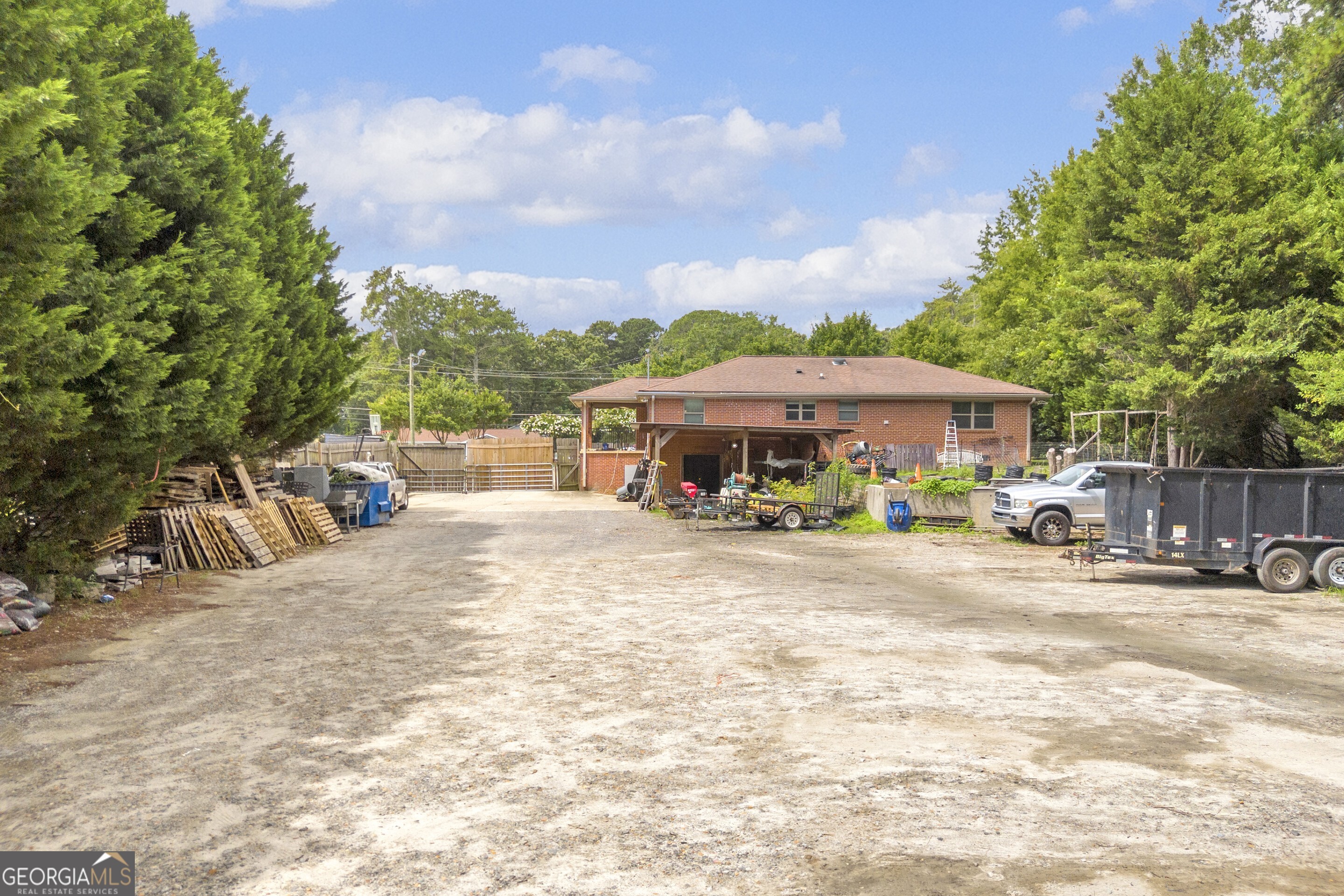 2642 Loganville Highway Property Photo 6