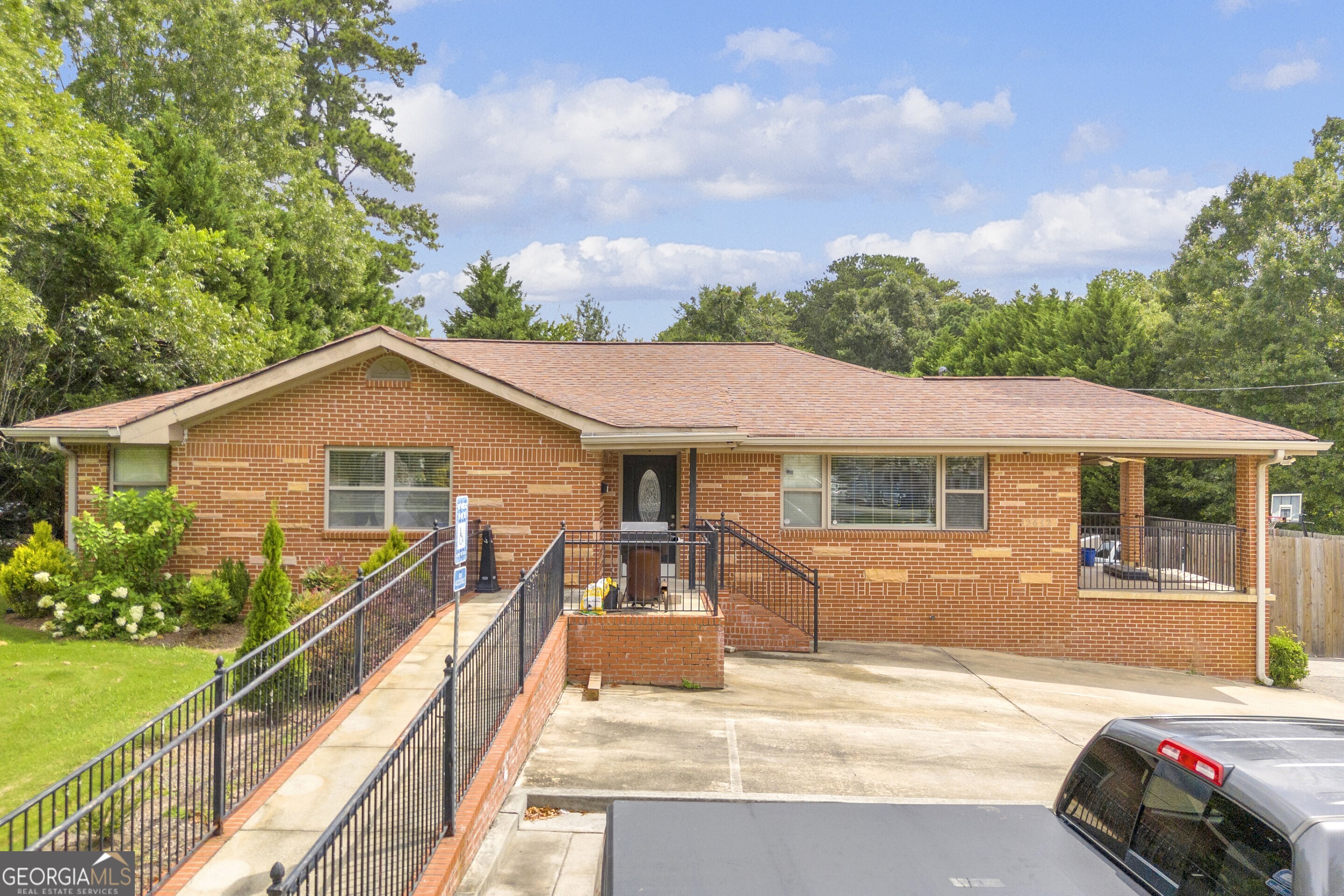 2642 Loganville Highway Property Photo 8