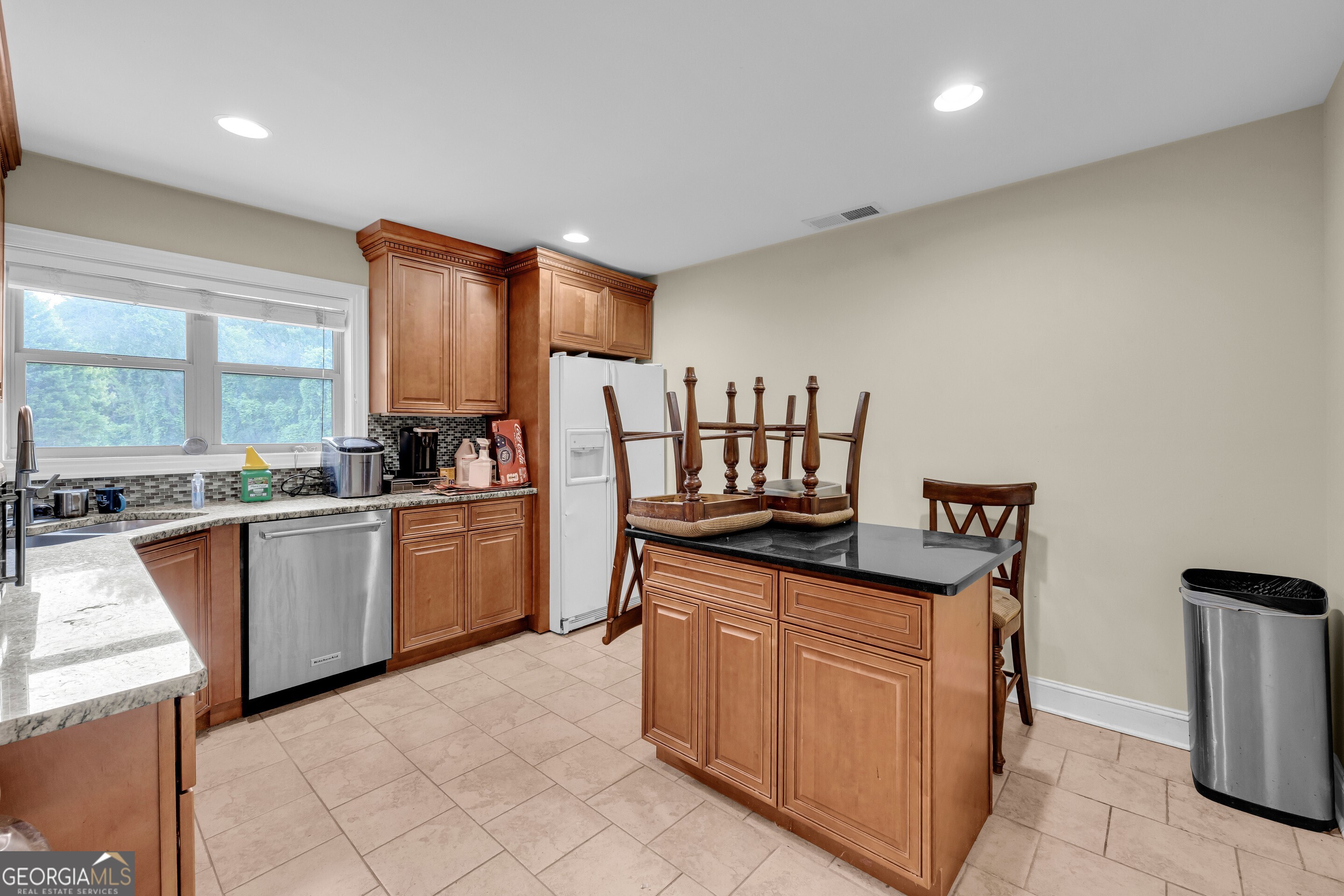 2642 Loganville Highway Property Photo 12