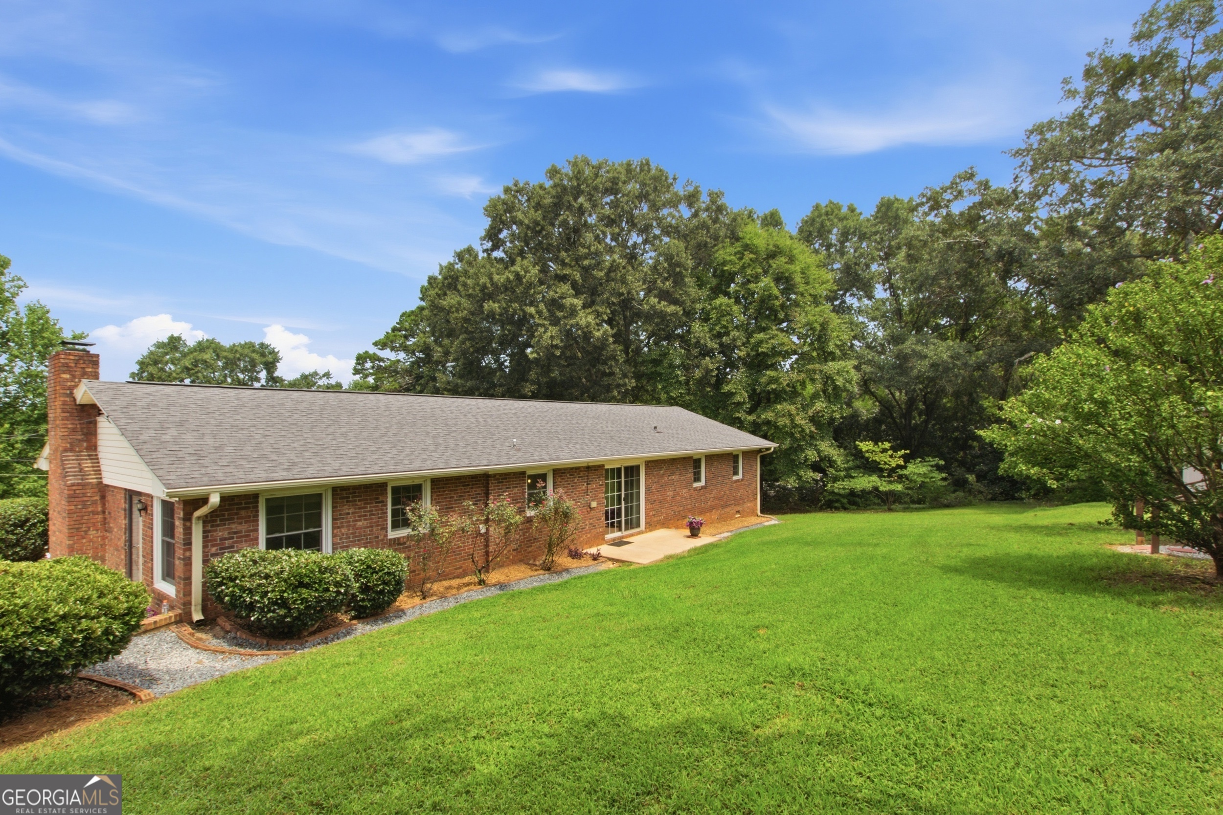 520 Springdale Drive Property Photo 6