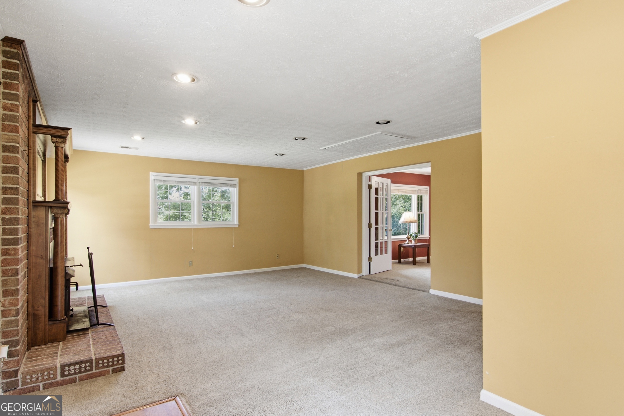520 Springdale Drive Property Photo 11