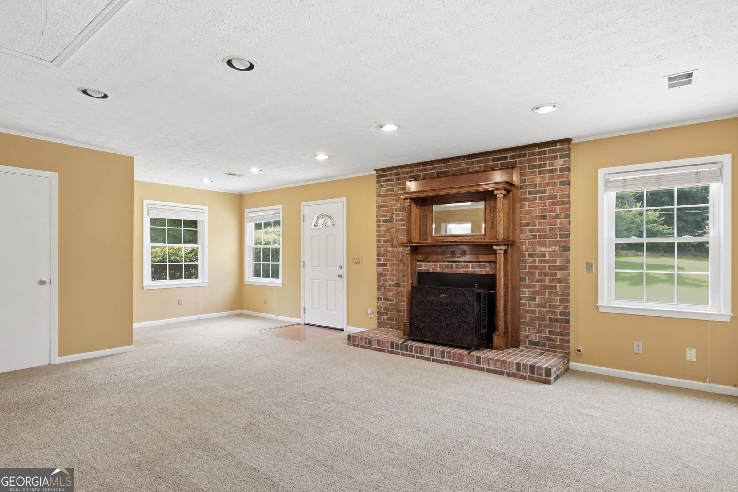520 Springdale Drive Property Photo 13