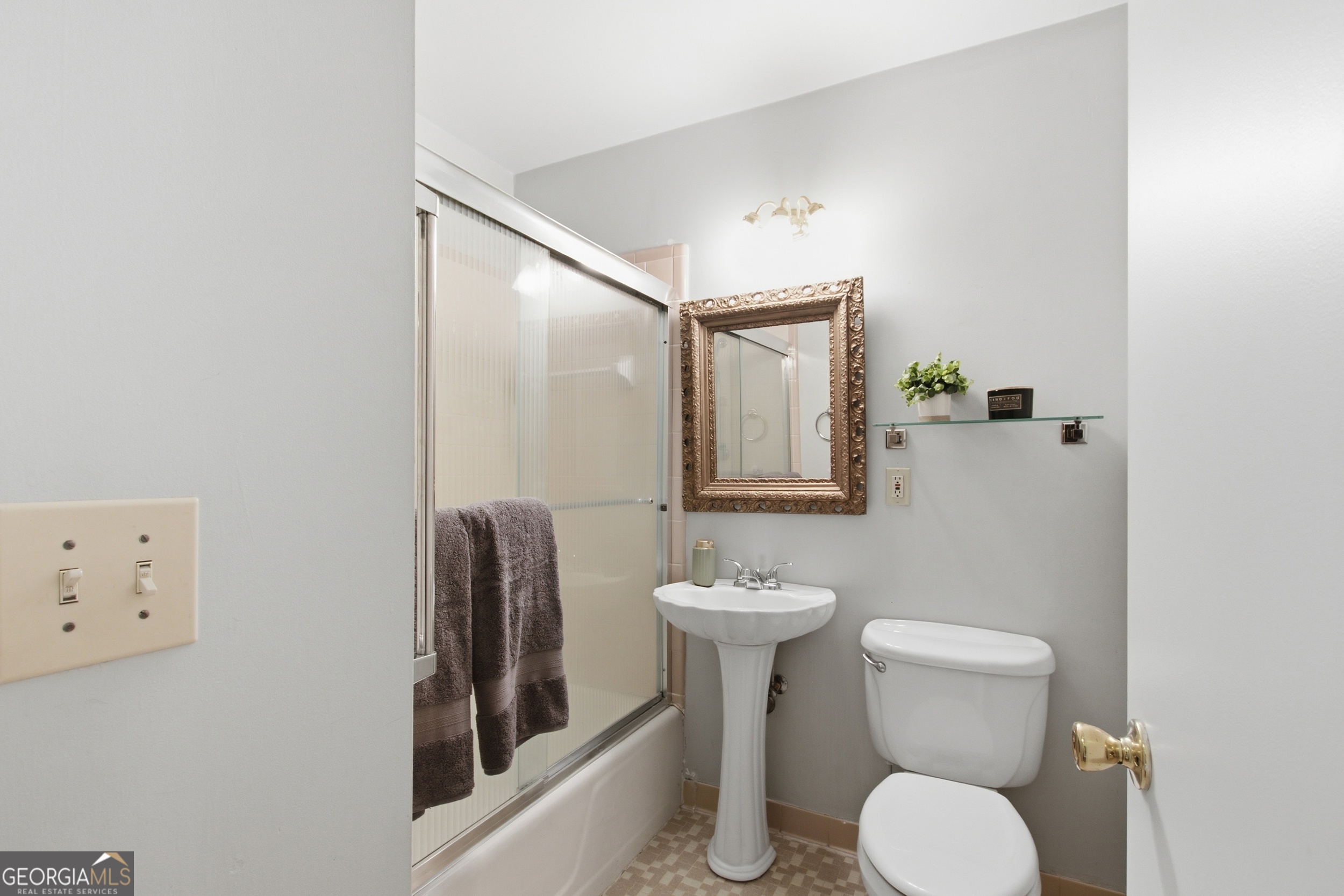 520 Springdale Drive Property Photo 15