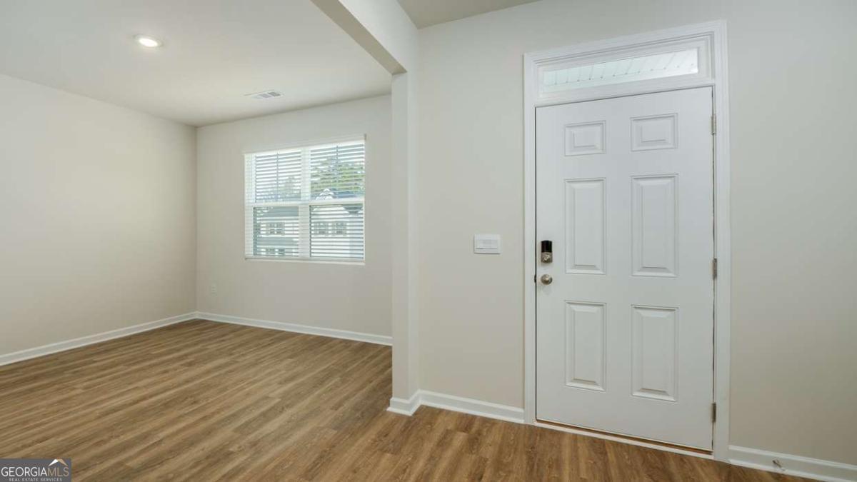 2241 Edgecombe Lane Property Photo 5