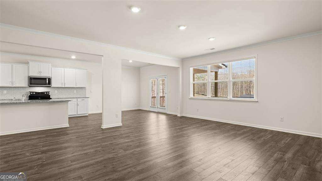 2241 Edgecombe Lane Property Photo 10