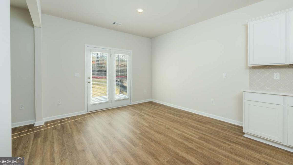 2241 Edgecombe Lane Property Photo 13