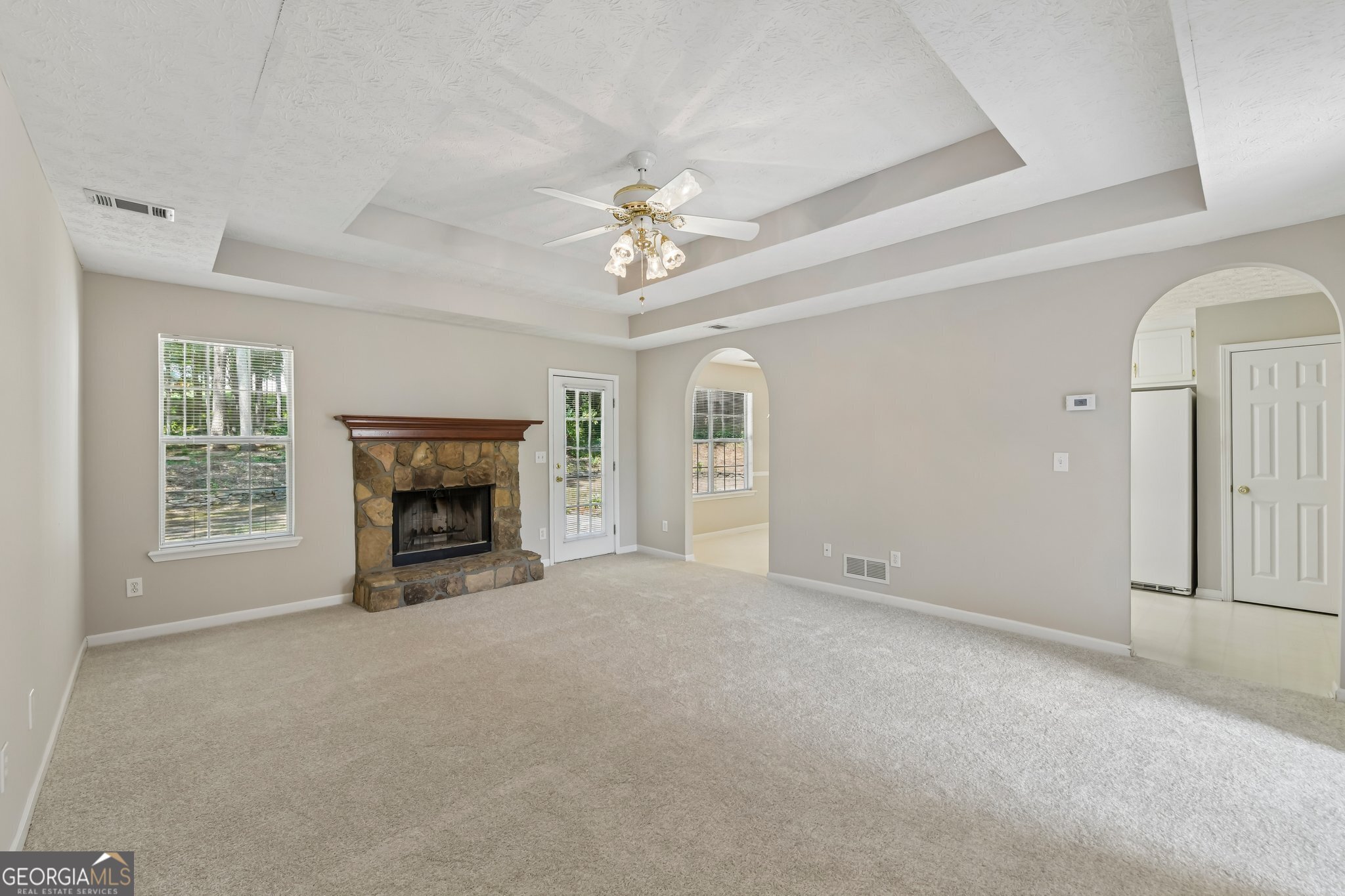 3050 Mill Circle Property Photo 10