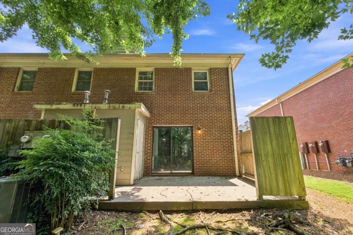 136 Sterling Court Property Photo 22
