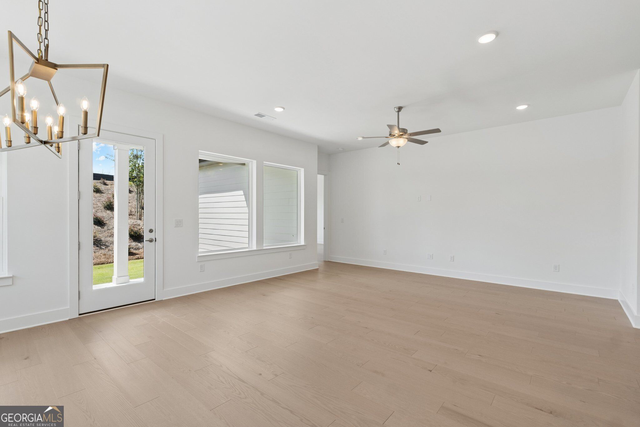 1339 Autumn Lake Drive Sw Property Photo 9