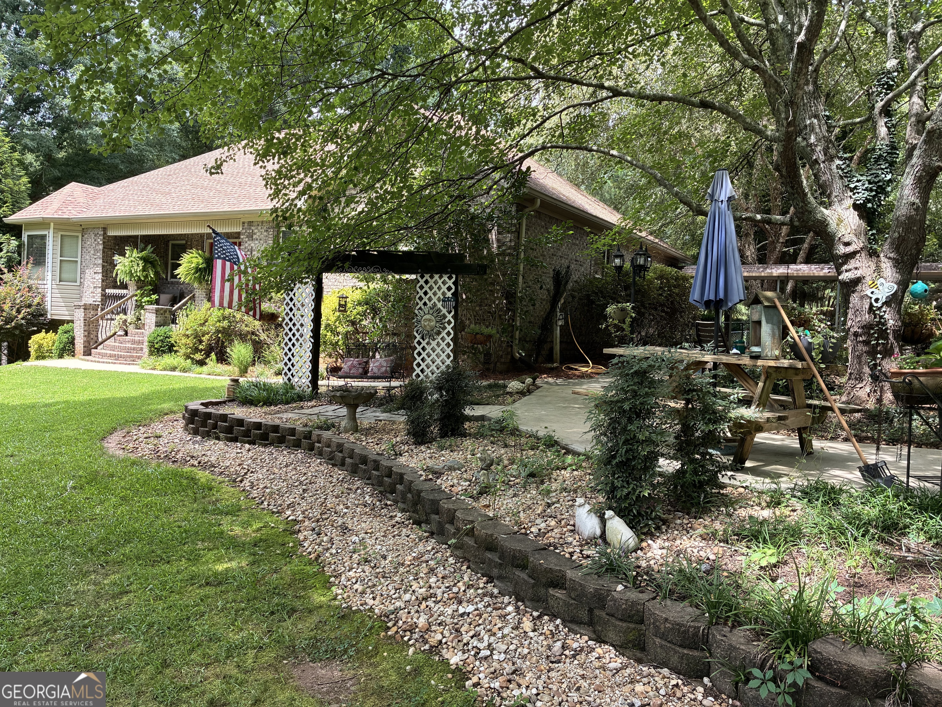 5139 Highway 81 E Property Photo 5