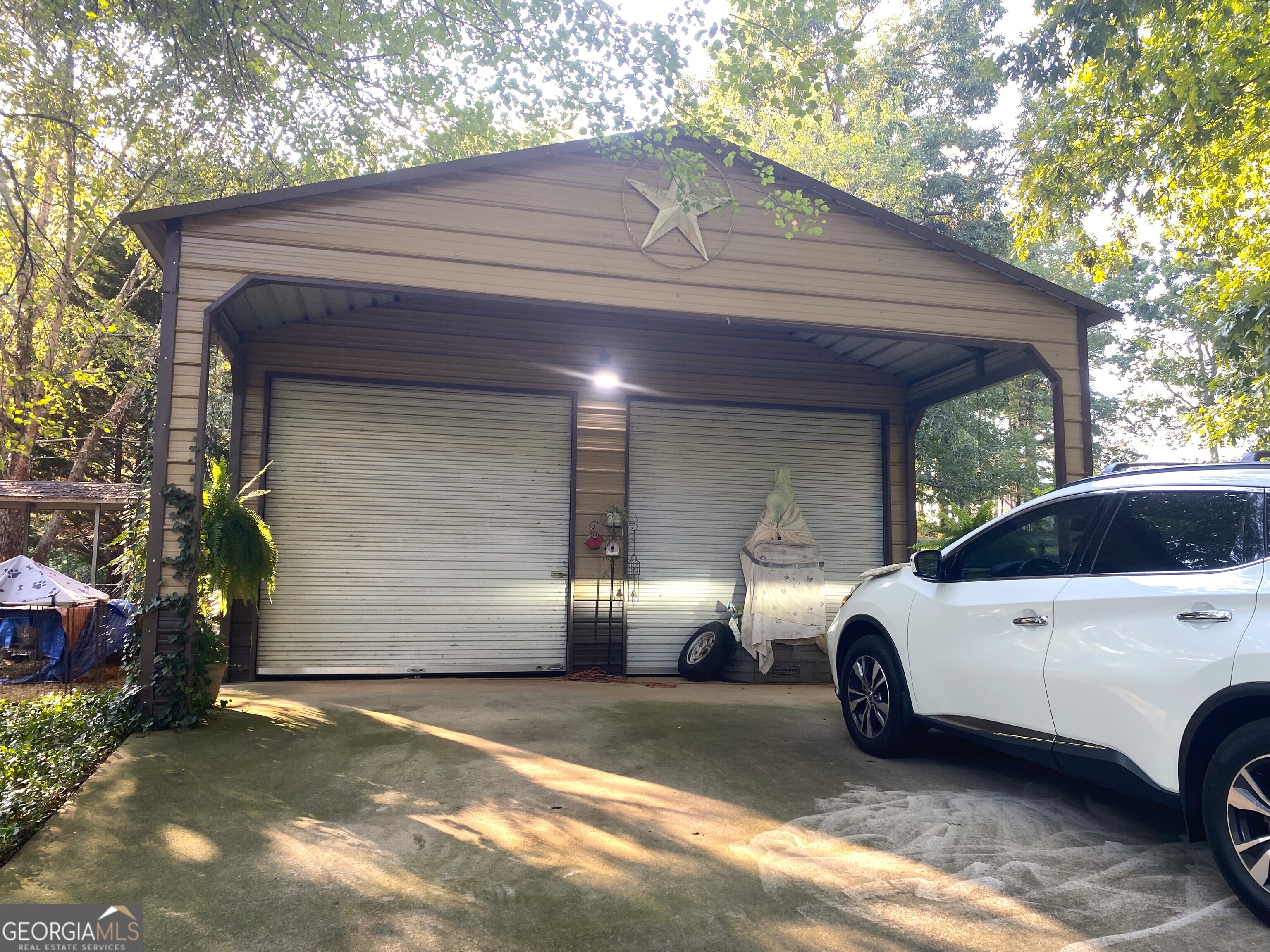 5139 Highway 81 E Property Photo 14
