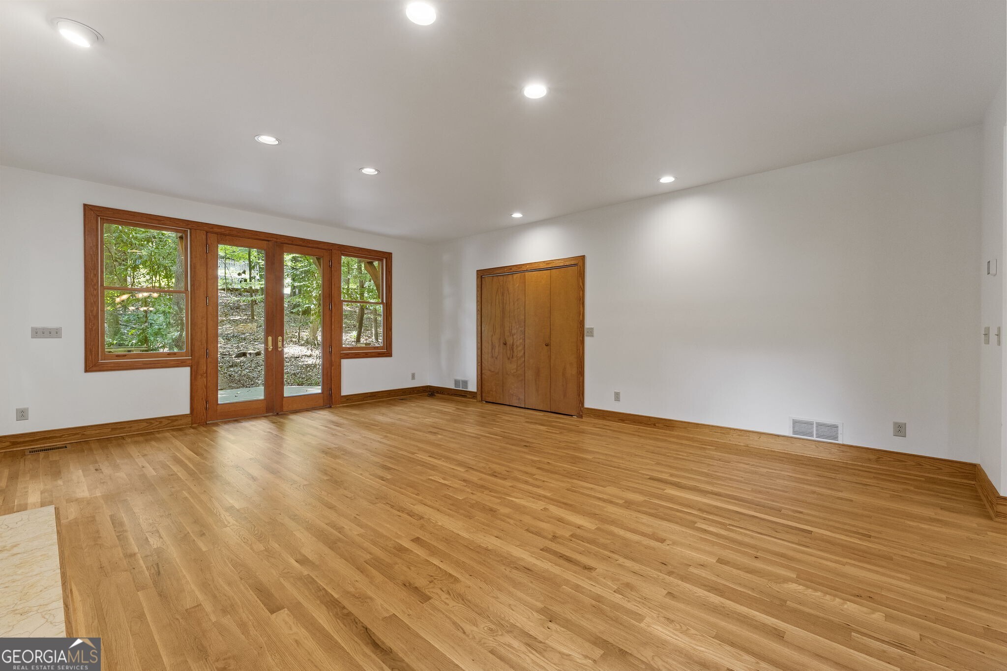 3886 Harts Mill Lane Property Photo 10