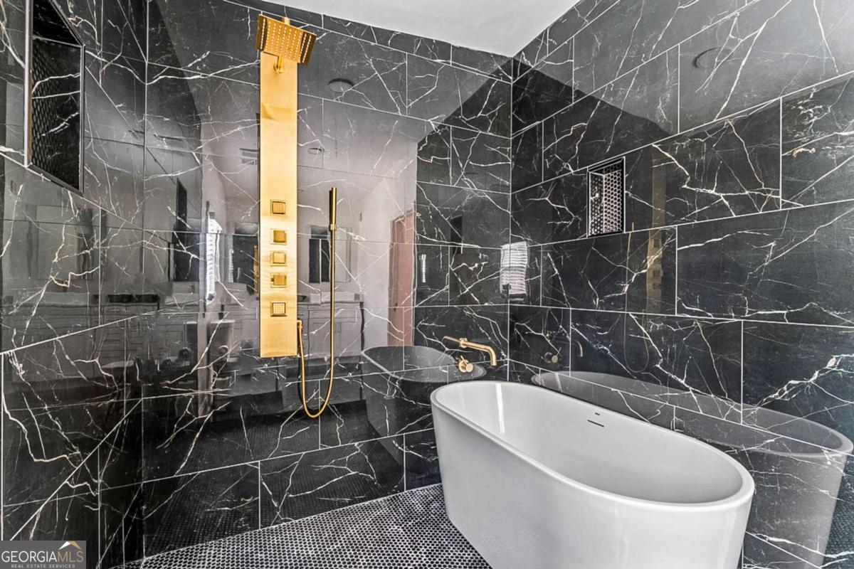620 Echo Street Nw Property Photo 18