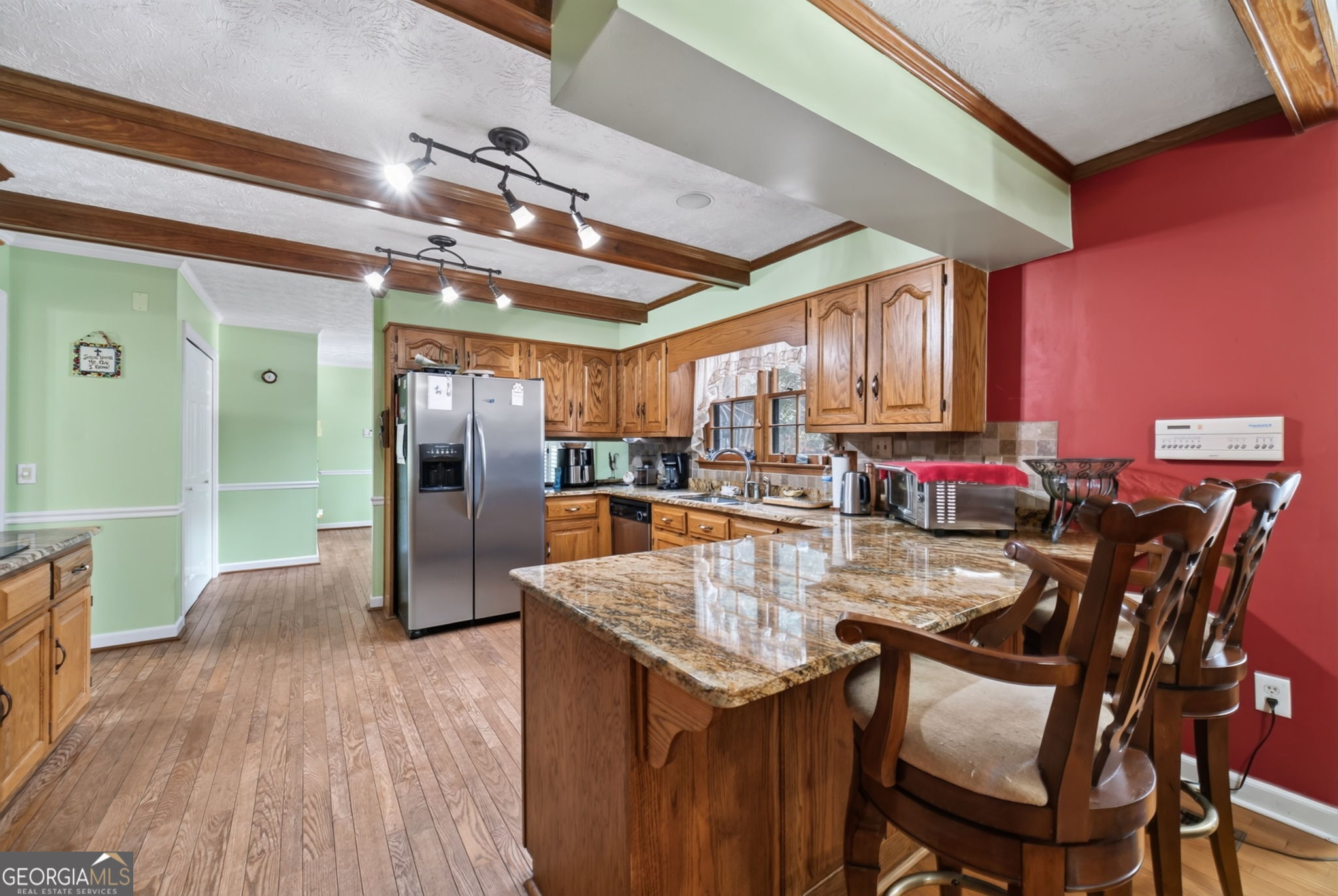186 Kingston Road Property Photo 12