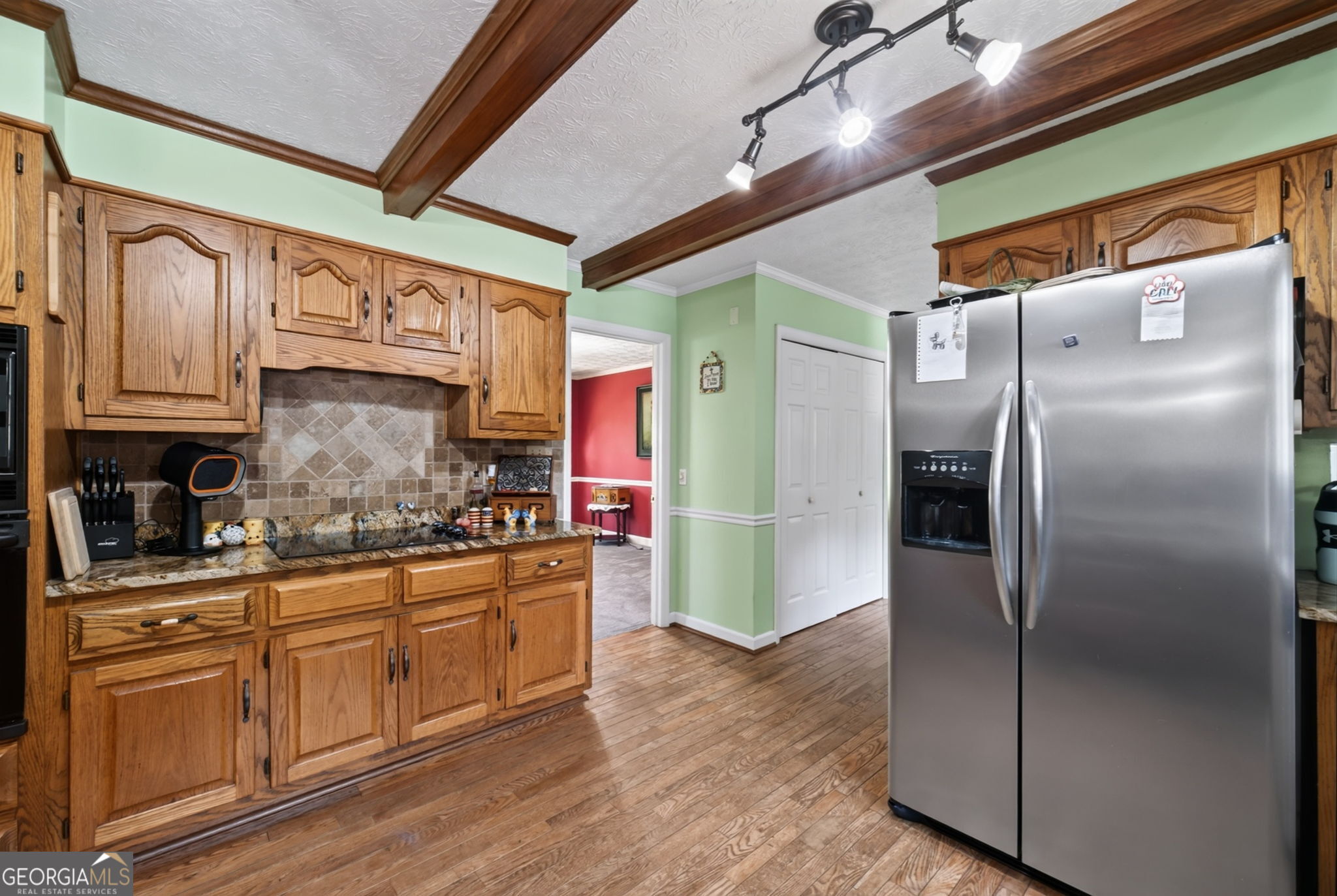 186 Kingston Road Property Photo 17