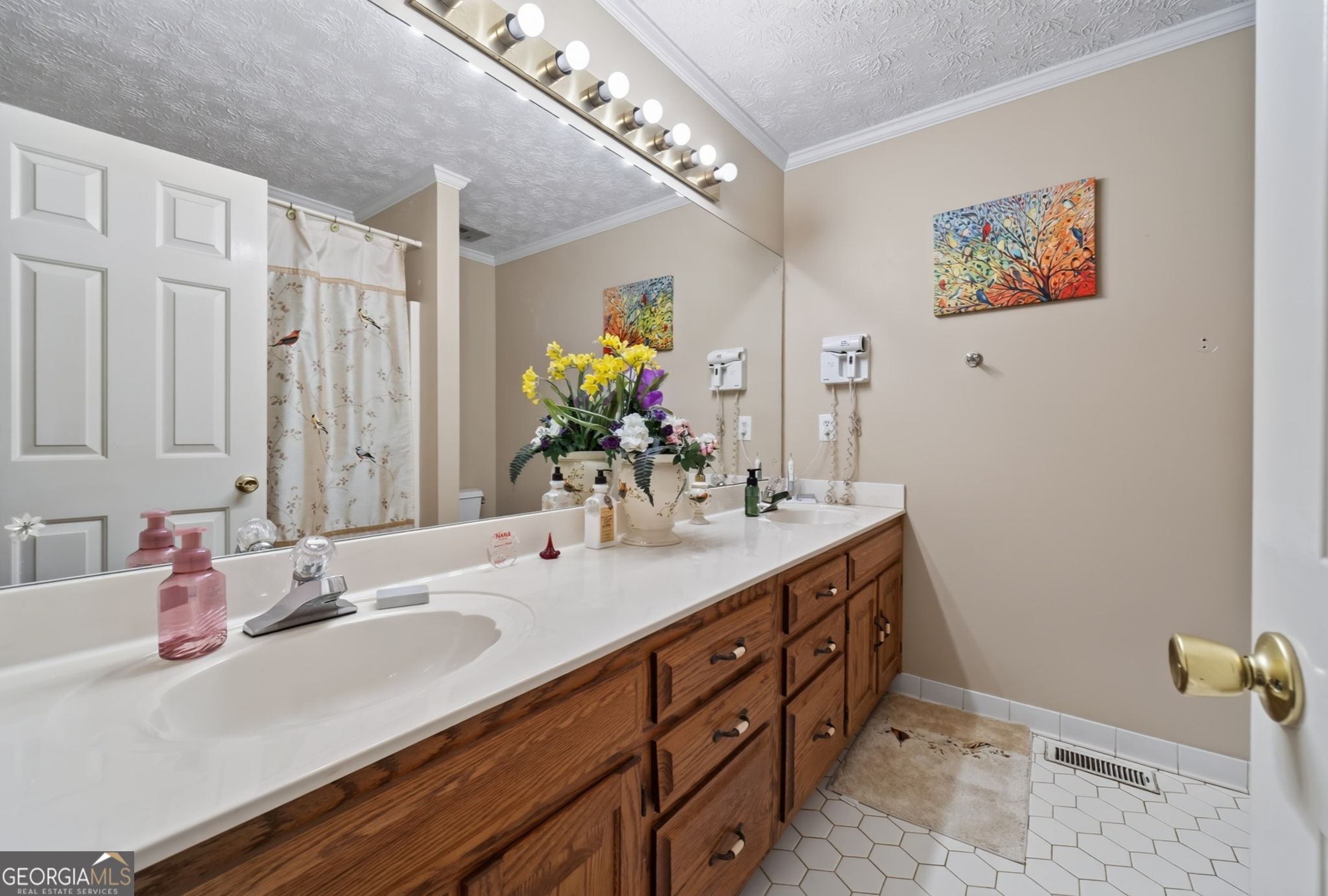 186 Kingston Road Property Photo 28