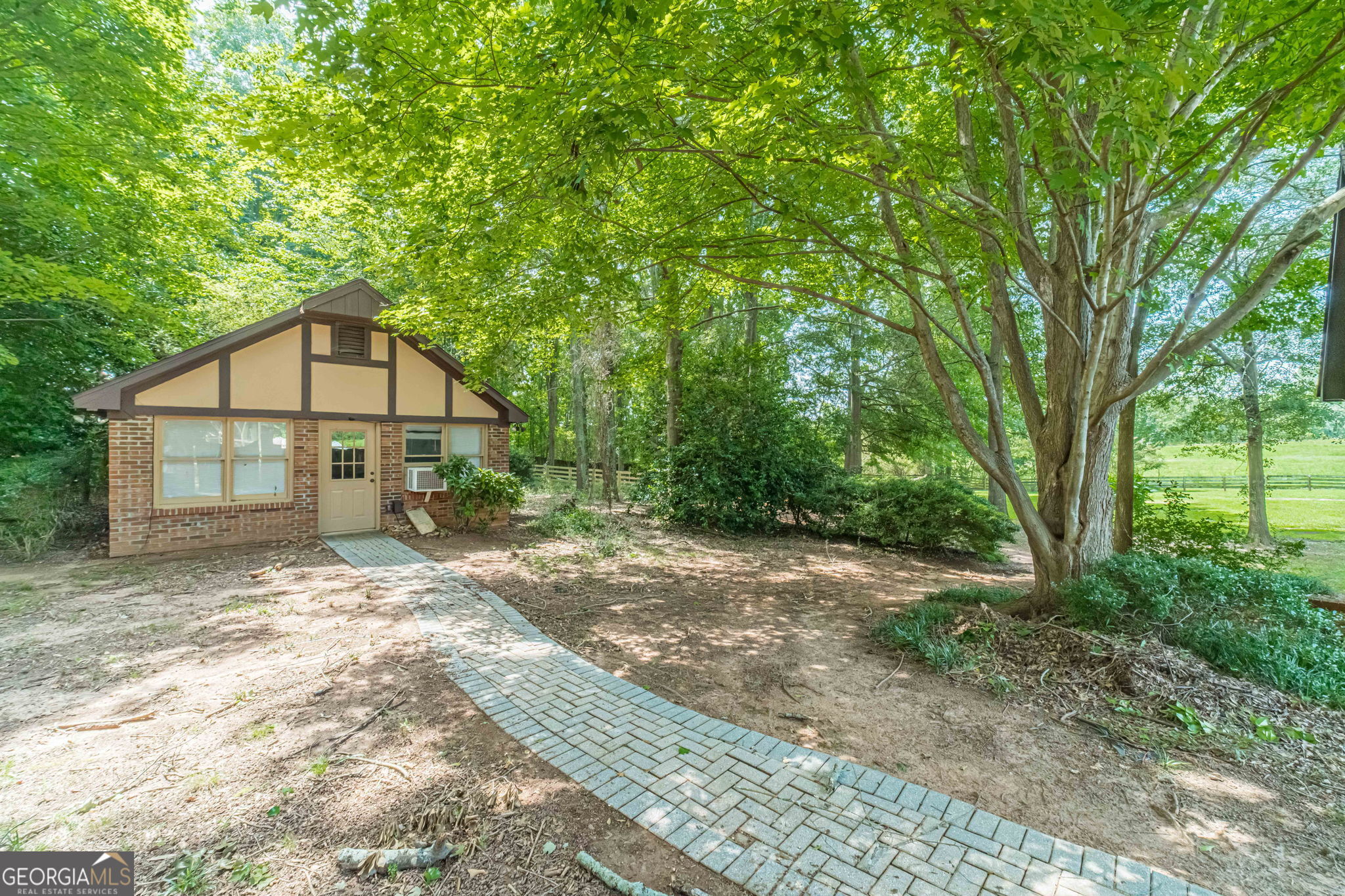 186 Kingston Road Property Photo 74