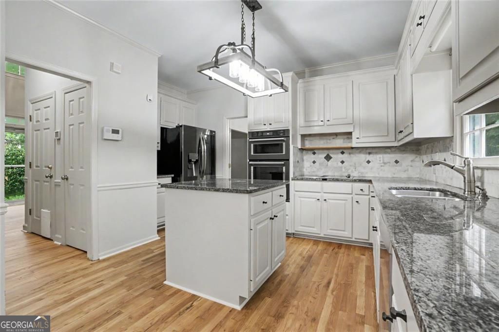 10785 Tuxford Drive Property Photo 12