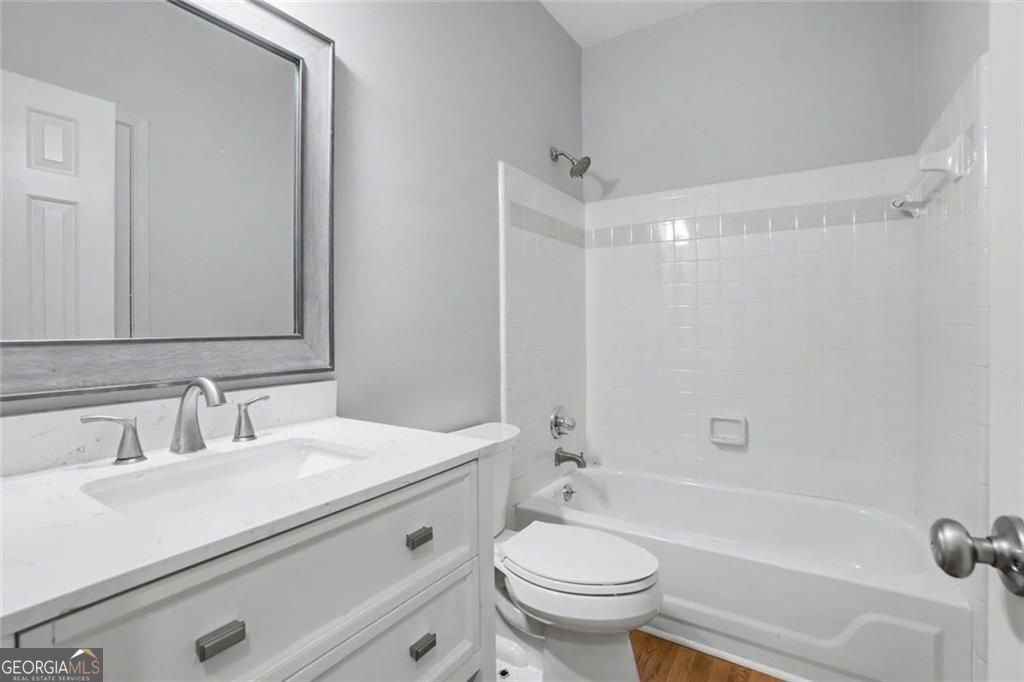 10785 Tuxford Drive Property Photo 14