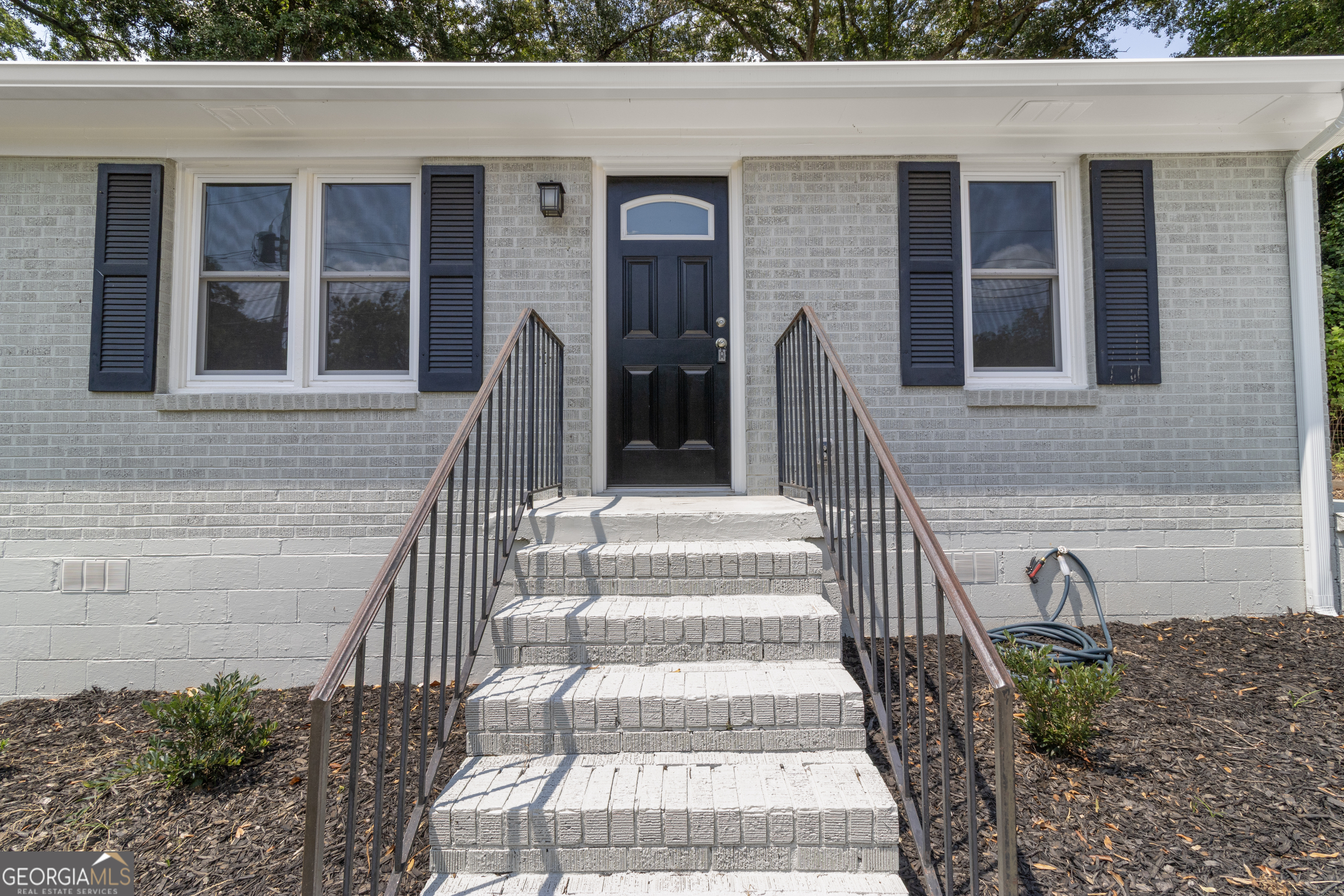 66 Troy Street Property Photo 4