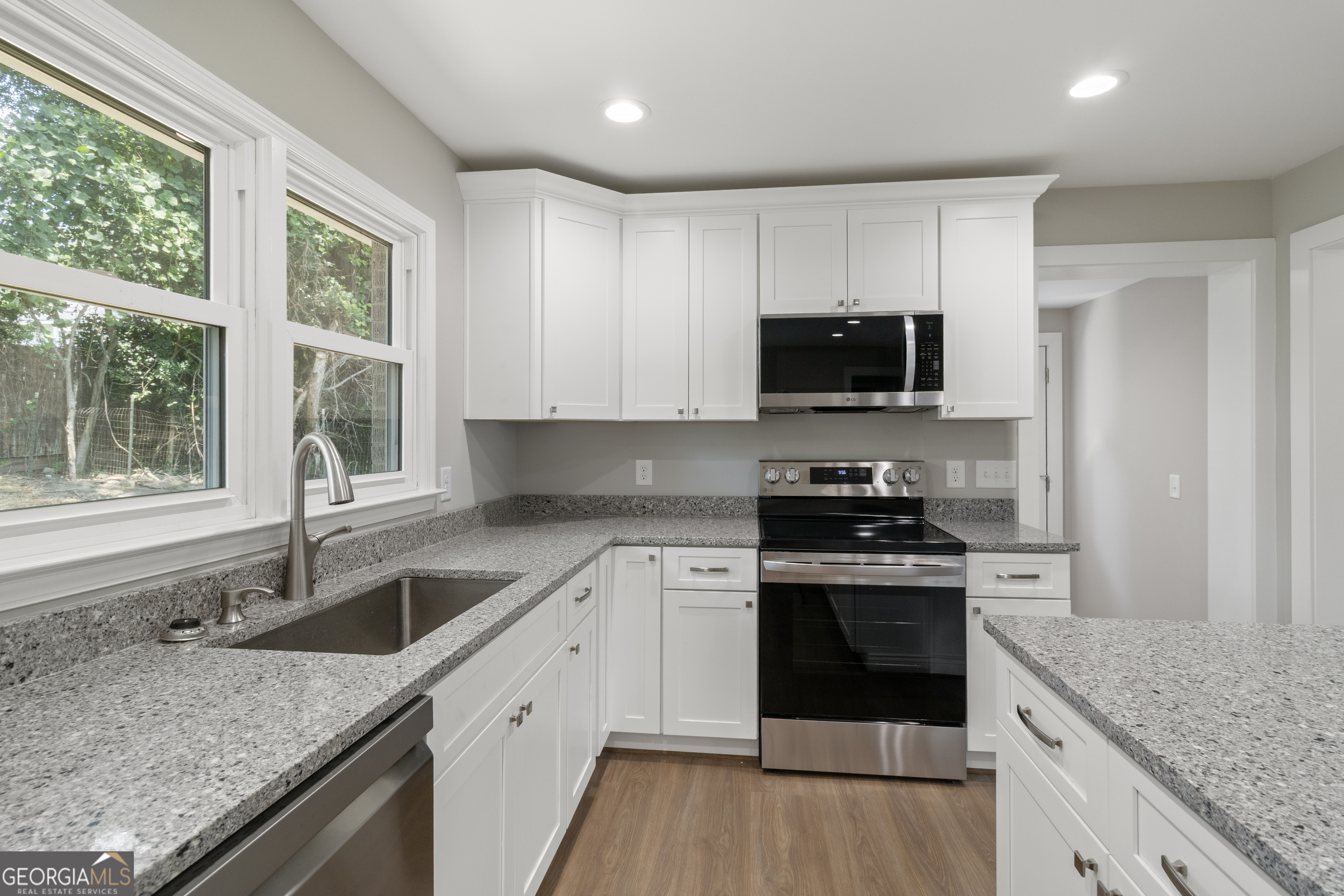 66 Troy Street Property Photo 13