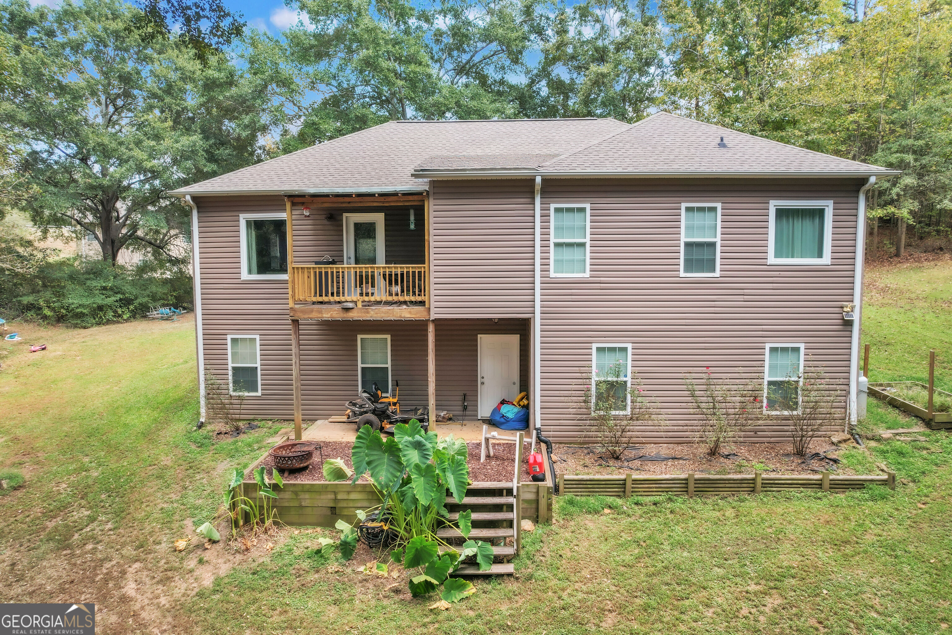 378 Harper Lane Property Photo 4