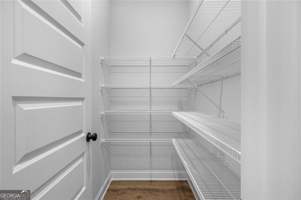 448 Banff Drive Property Photo 10