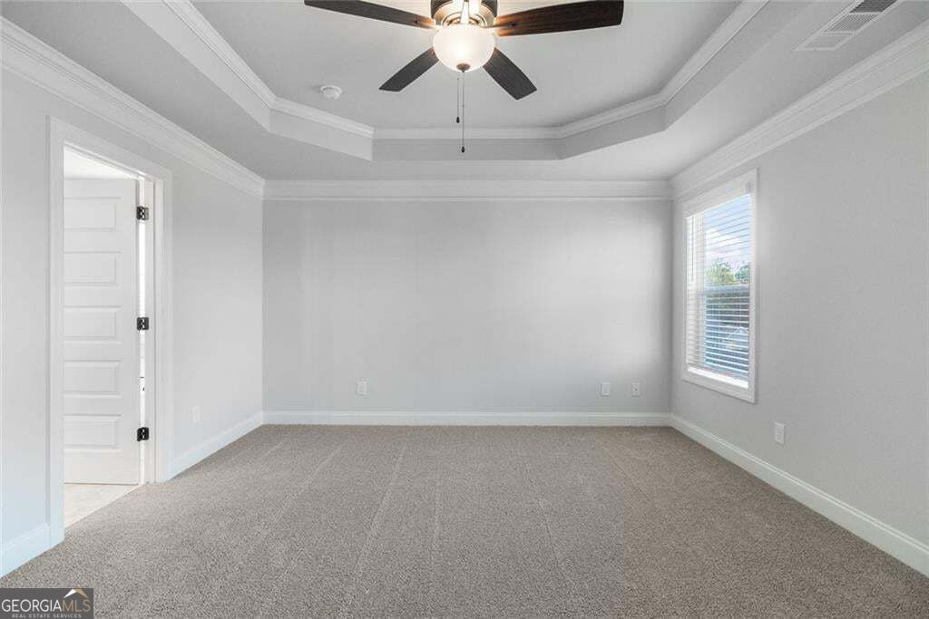 448 Banff Drive Property Photo 13