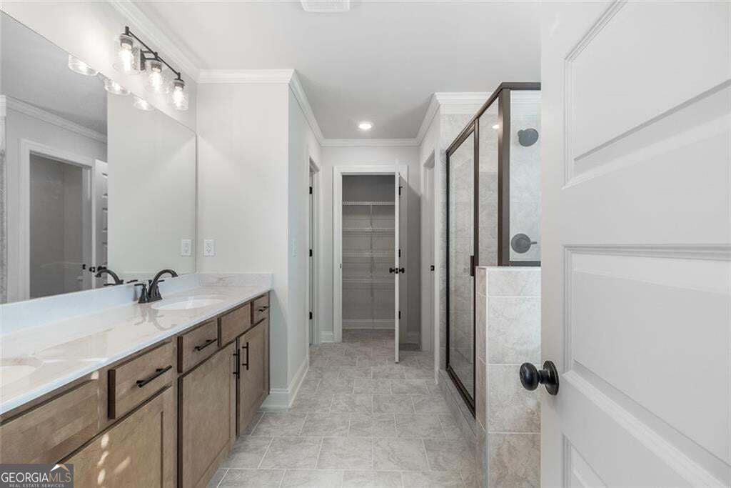 448 Banff Drive Property Photo 14