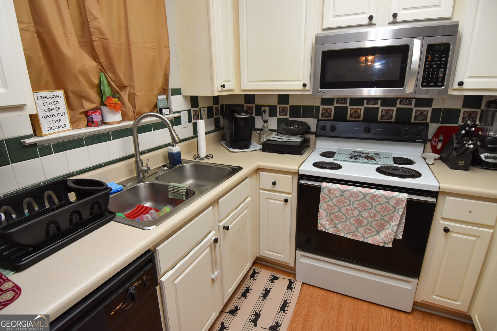 144 Pebble Creek Drive Property Photo 18