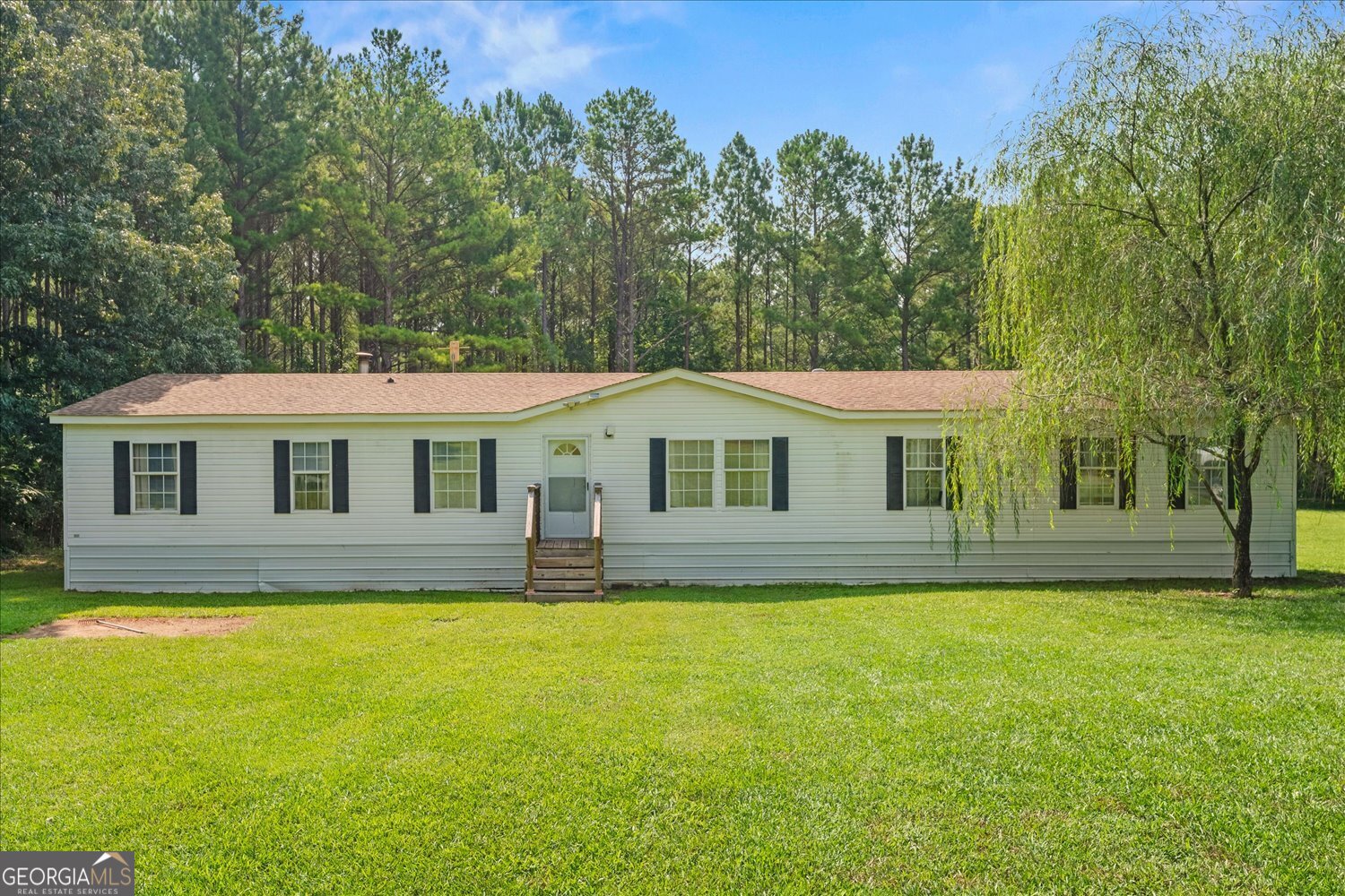 4401 Thomson Road Property Photo 1