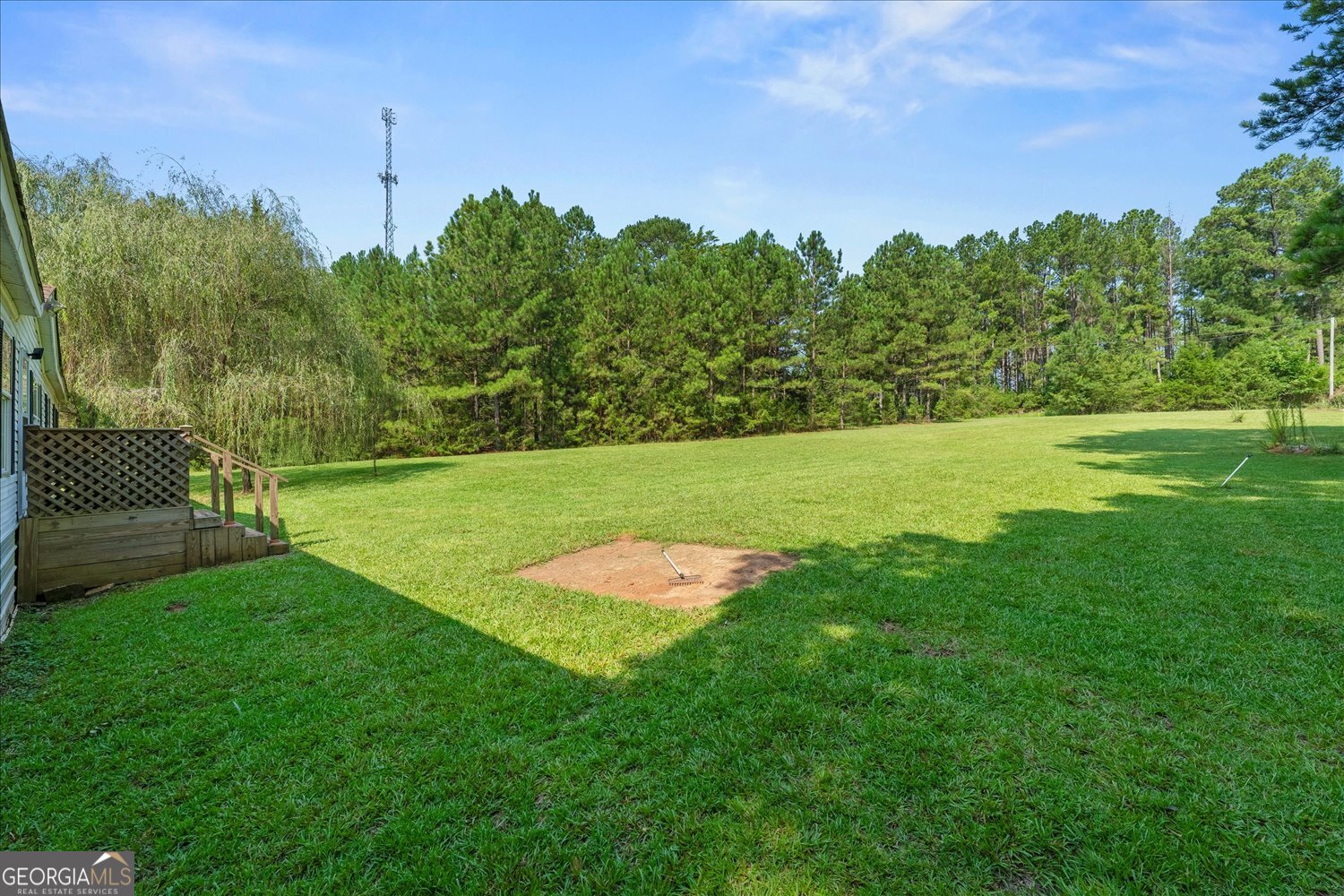 4401 Thomson Road Property Photo 2