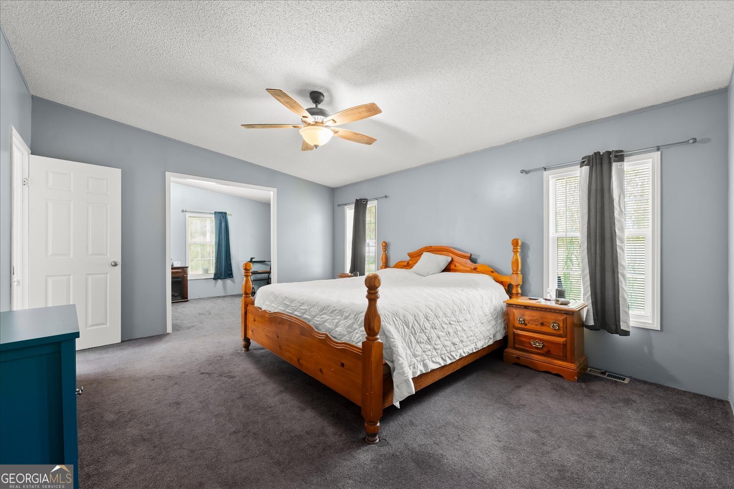 4401 Thomson Road Property Photo 6
