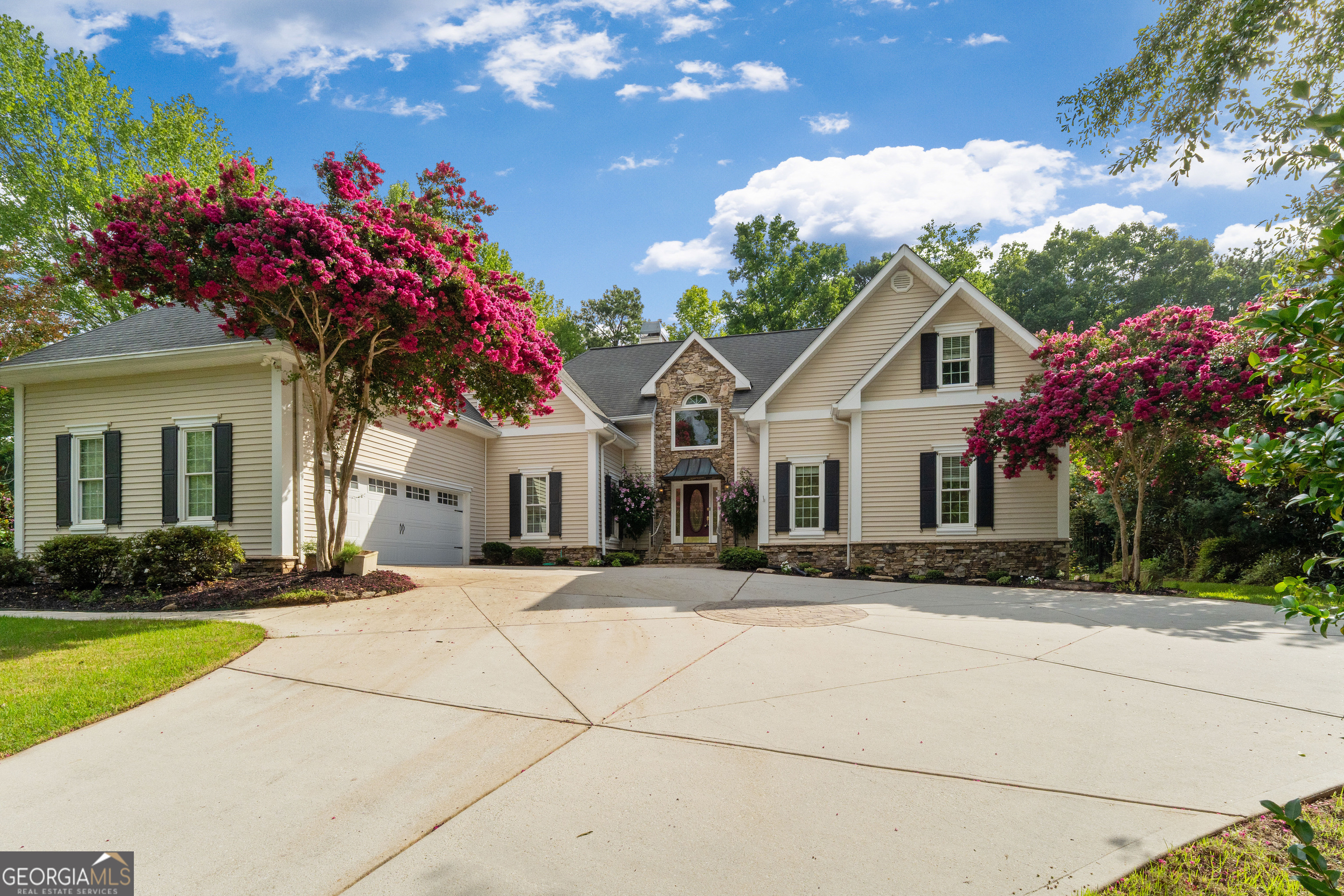 66 Hidden Lakes Drive