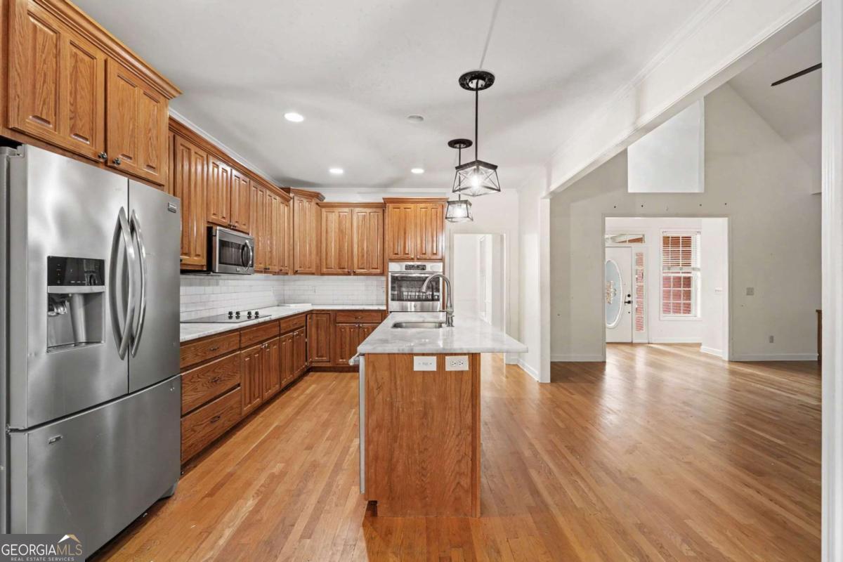 1400 Daniel Road Property Photo 13