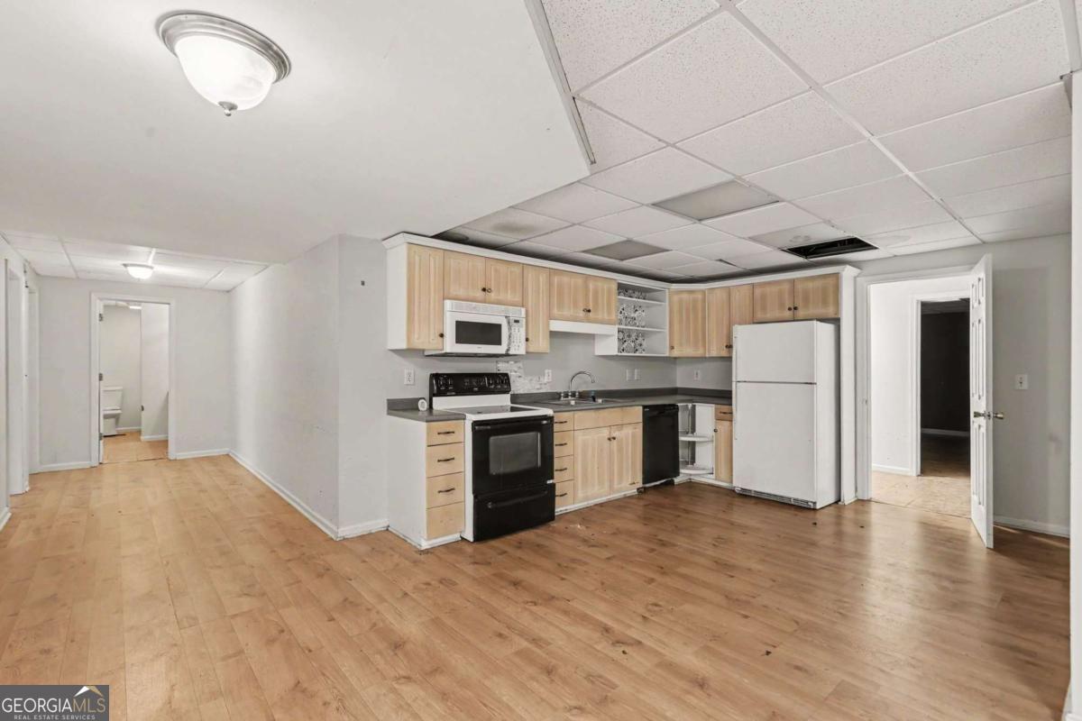 1400 Daniel Road Property Photo 25