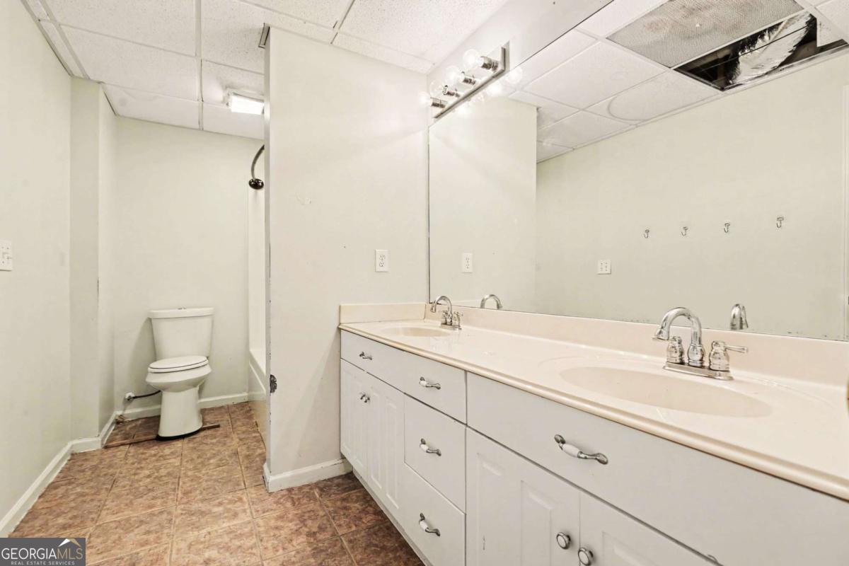 1400 Daniel Road Property Photo 29