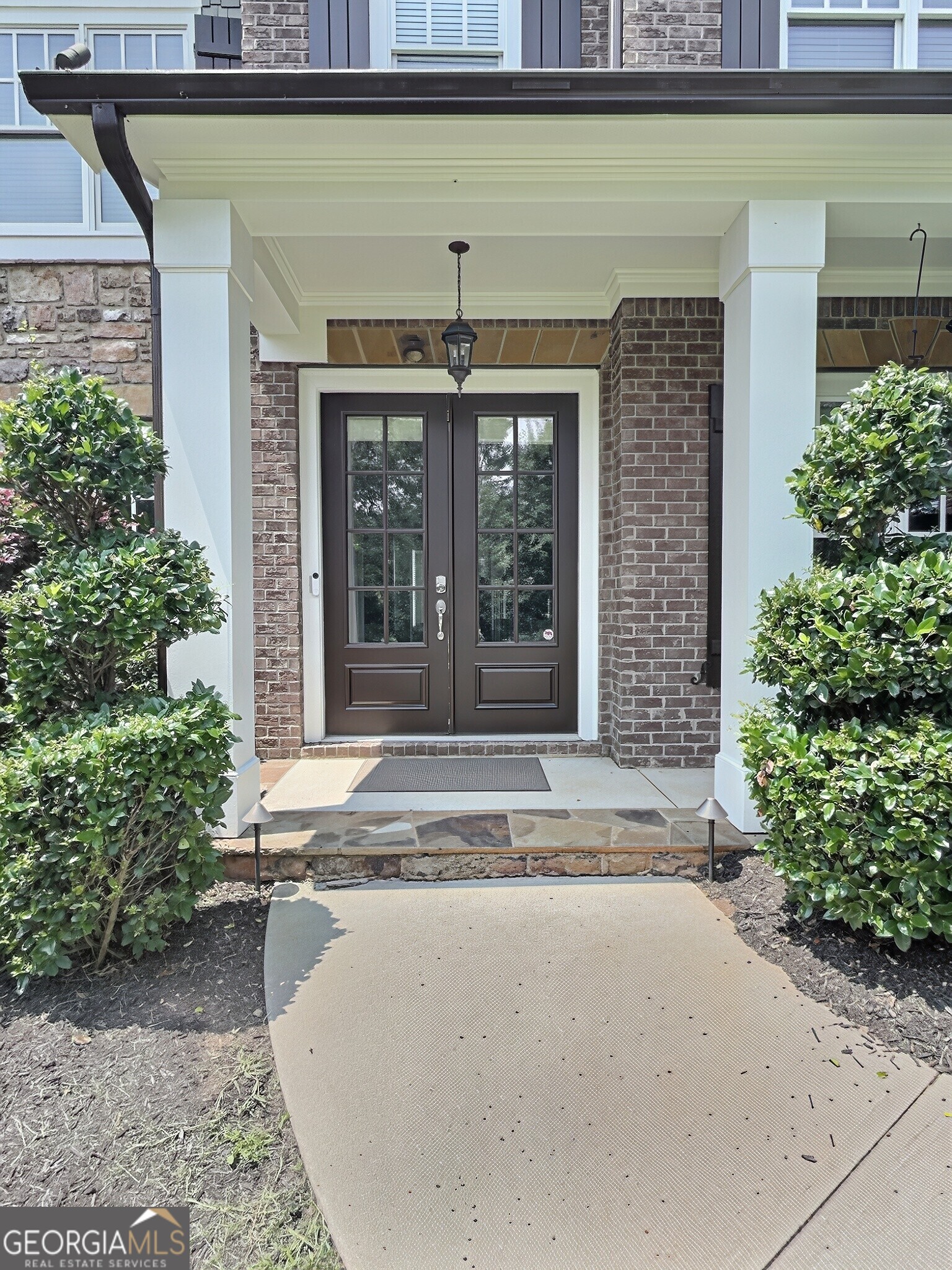 940 Lake Charles Drive Property Photo 1