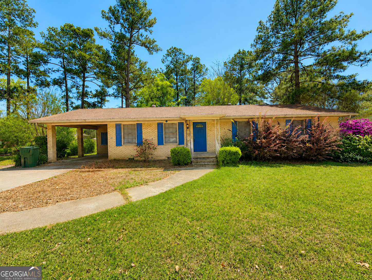 1504 Valwood Avenue Property Photo 1