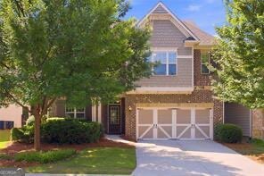 1020 Roswell Manor Circle Property Photo 1