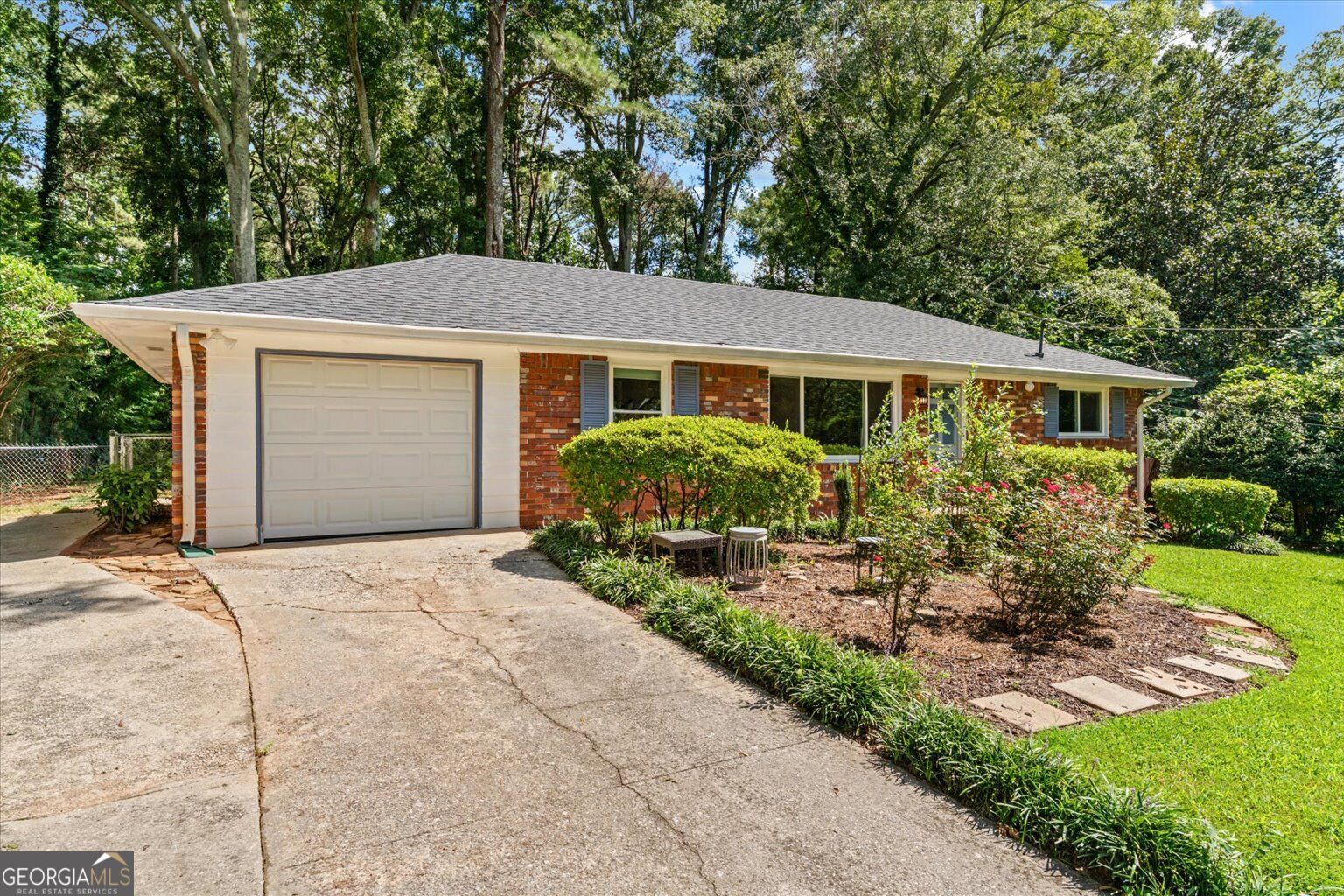 3521 Canadian Way Property Photo 5