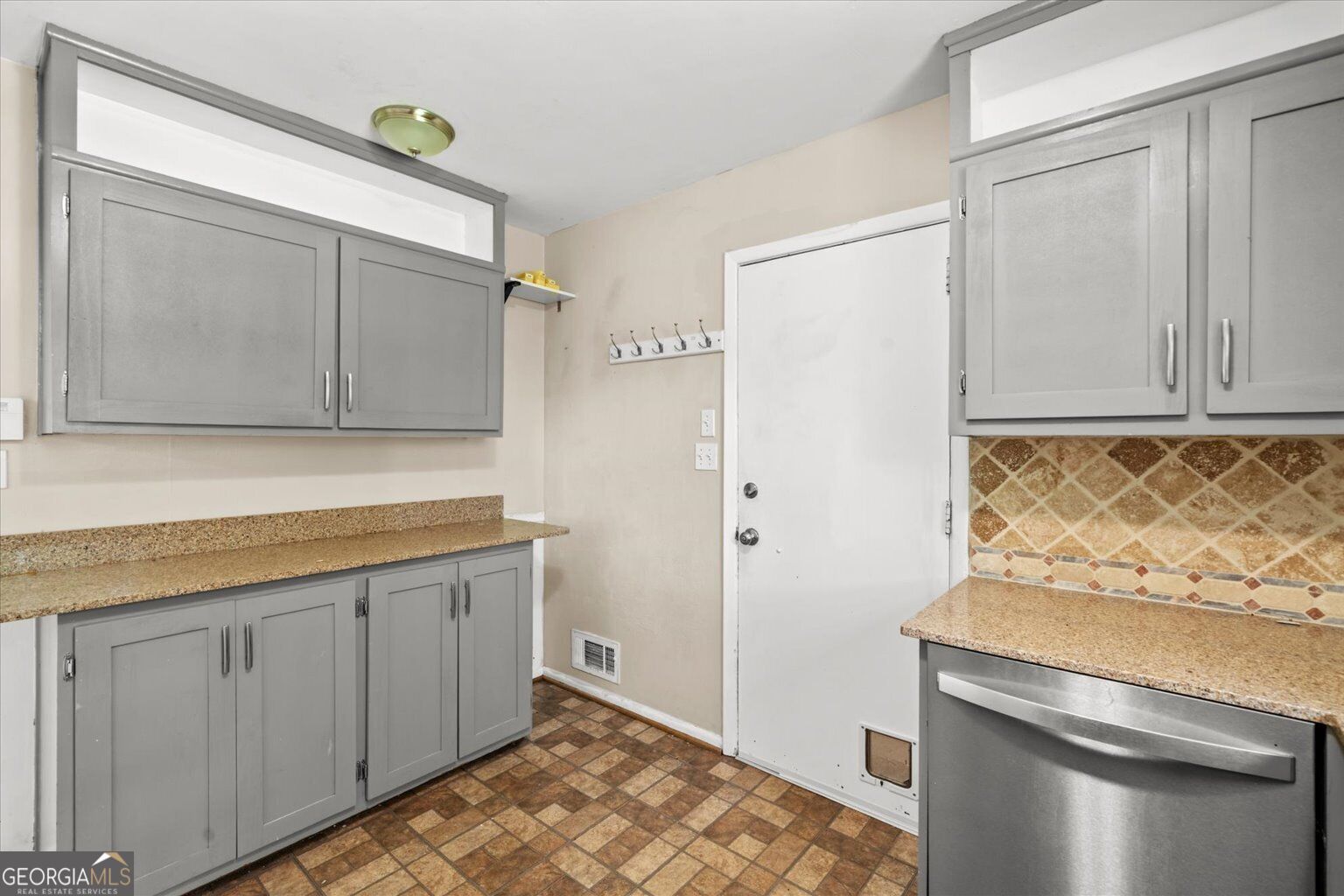 3521 Canadian Way Property Photo 18
