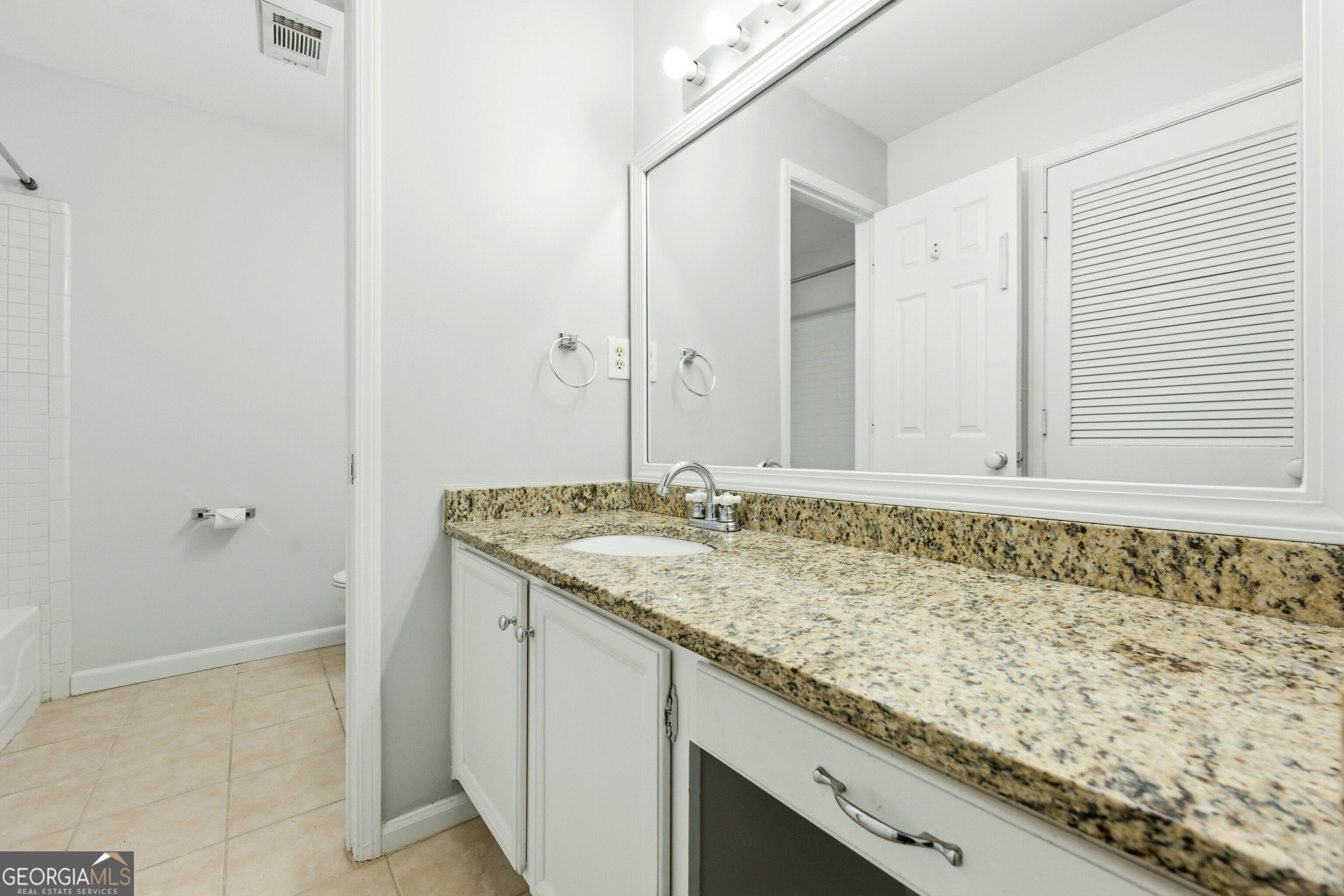 23212 Plantation Drive Ne Property Photo 12
